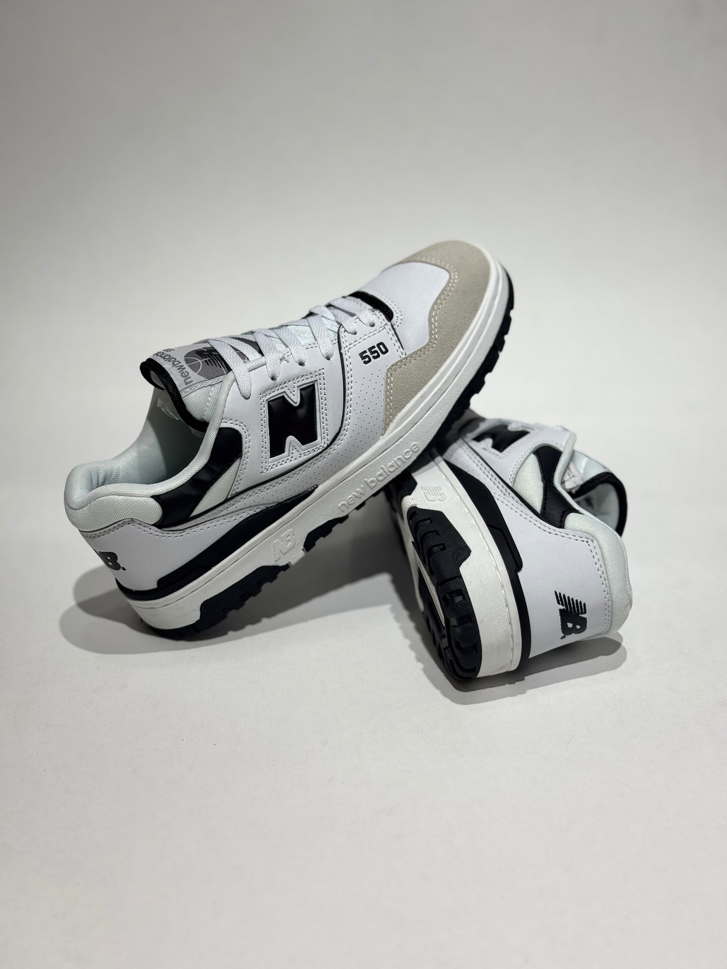 Nb 550