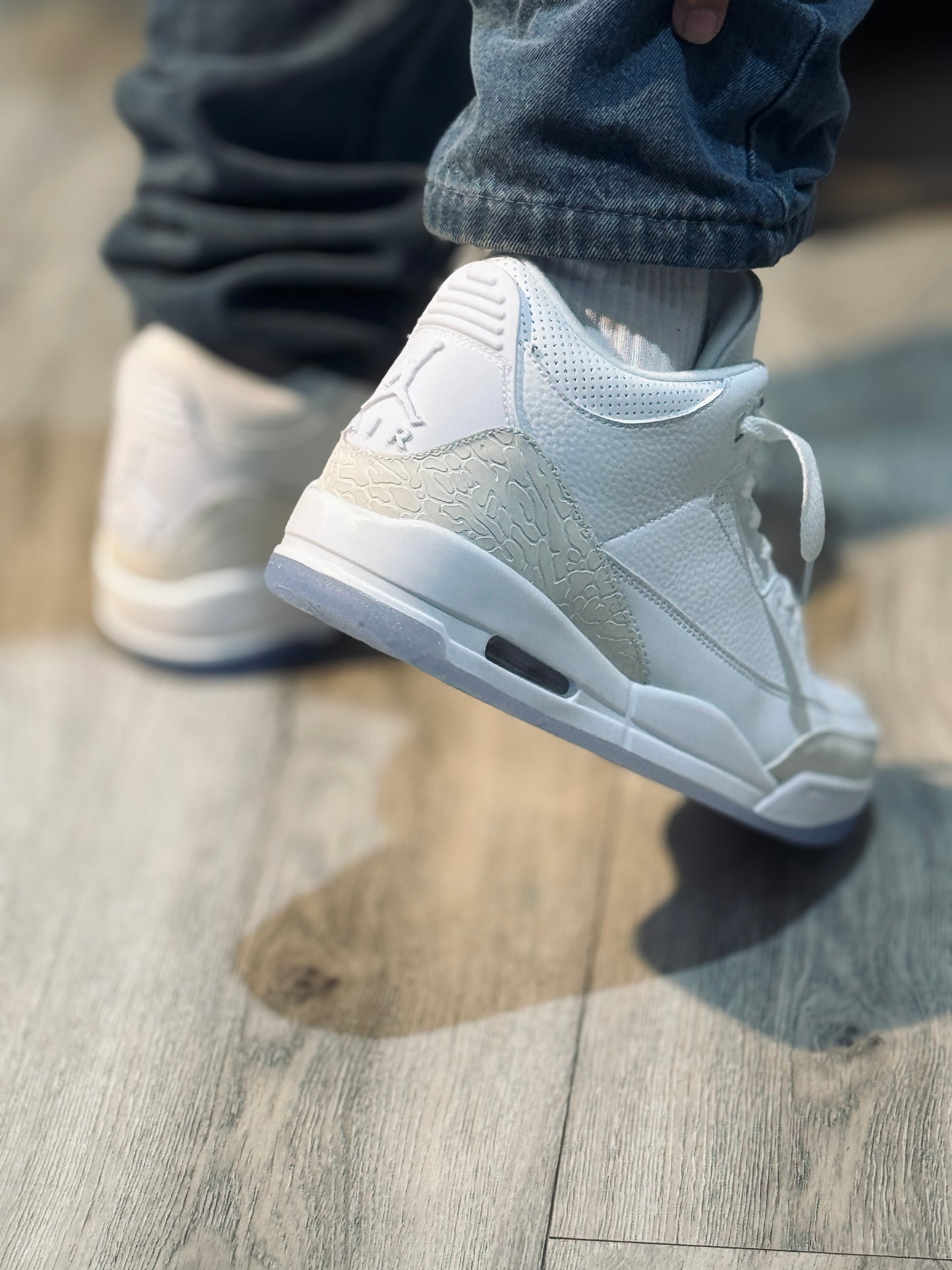 Air Jordan Retro 3 Pure Money