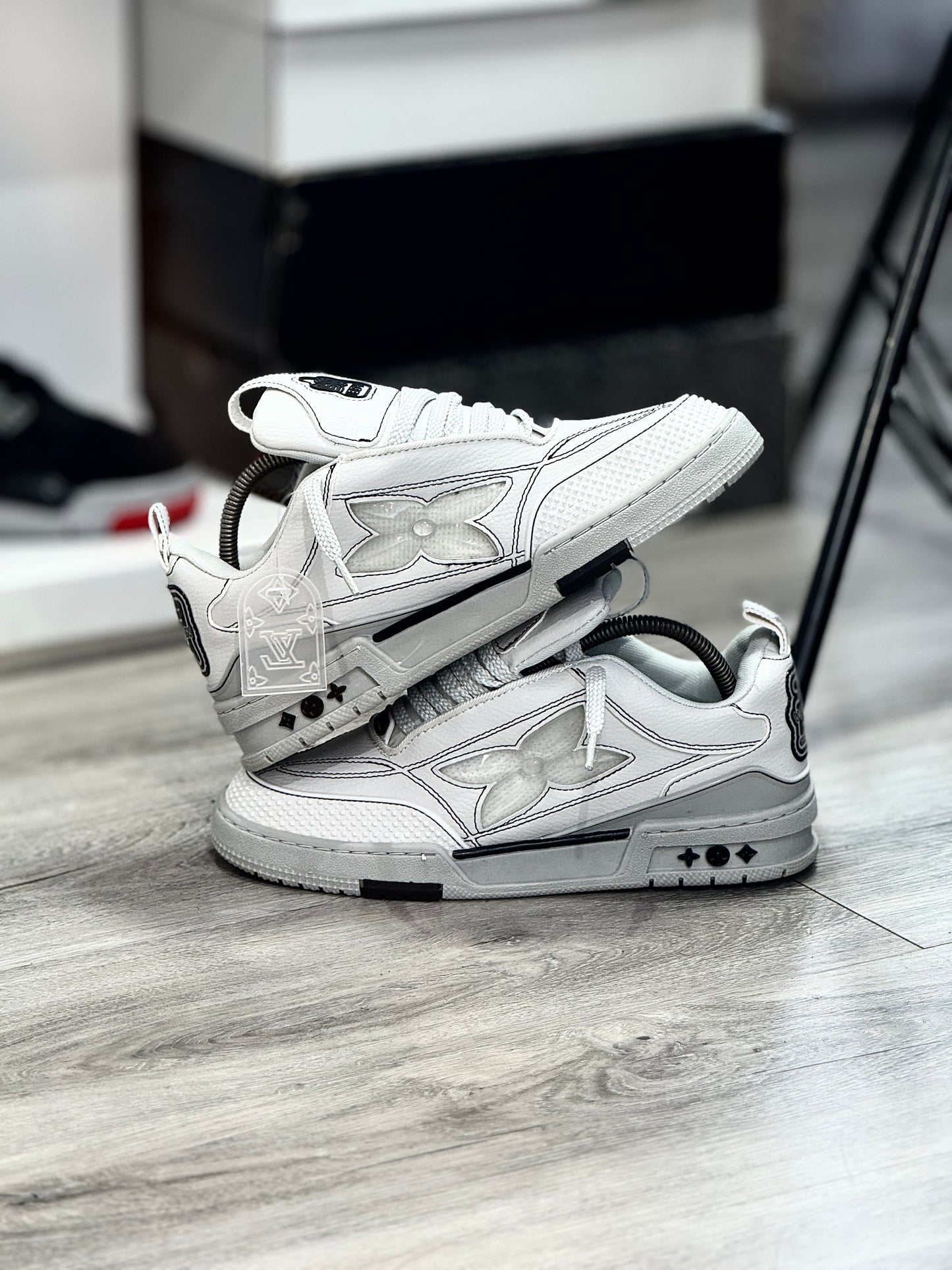 Lv