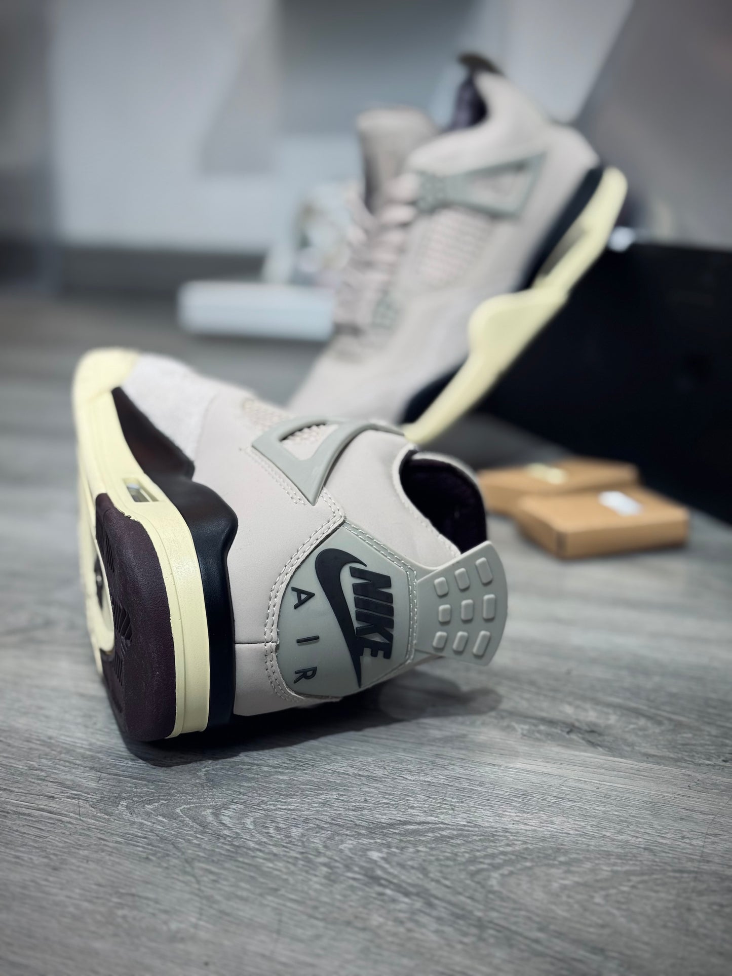 Air Jordan Retro 4 x A MA MANIERE