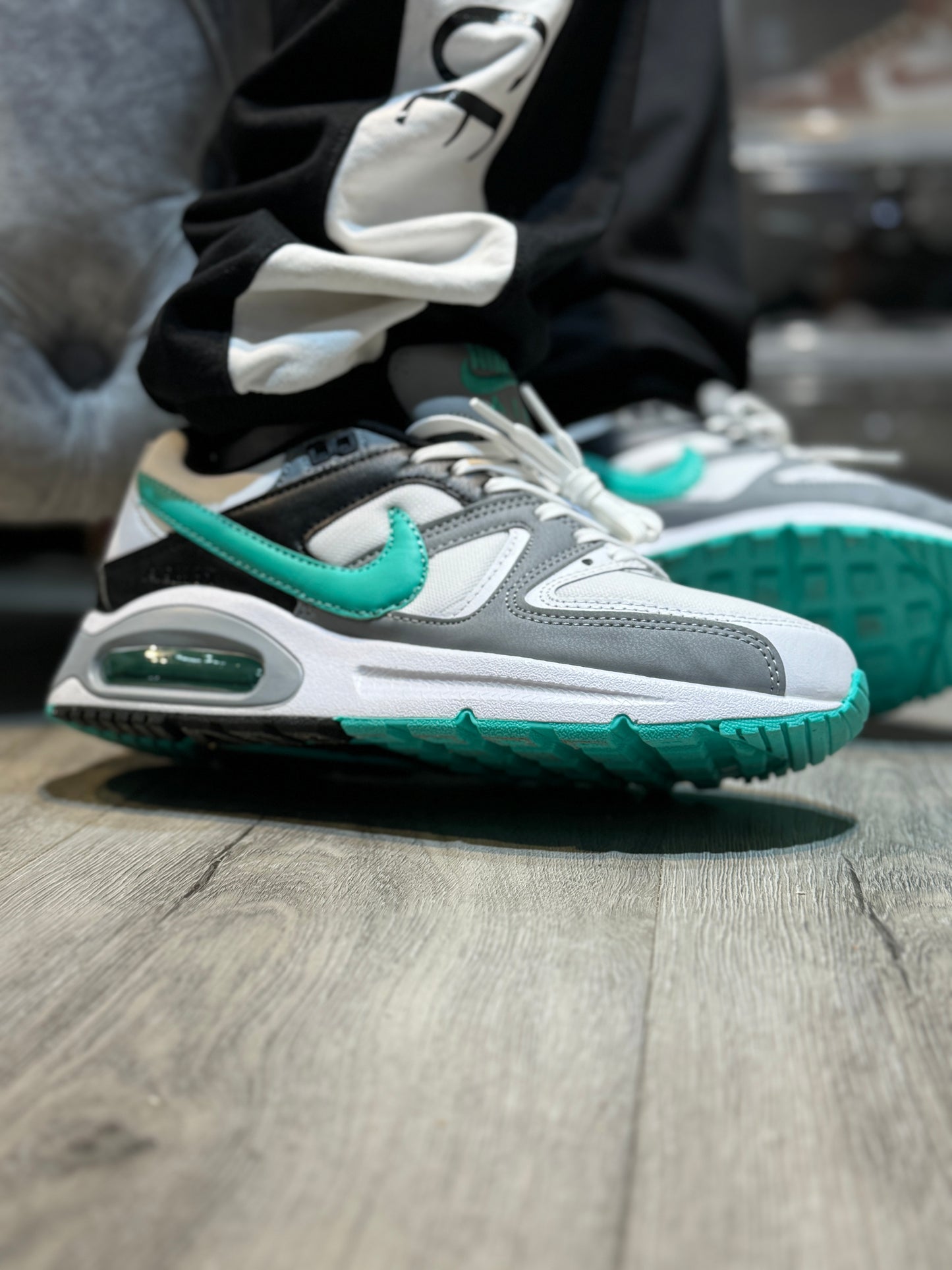 Air Max Comand