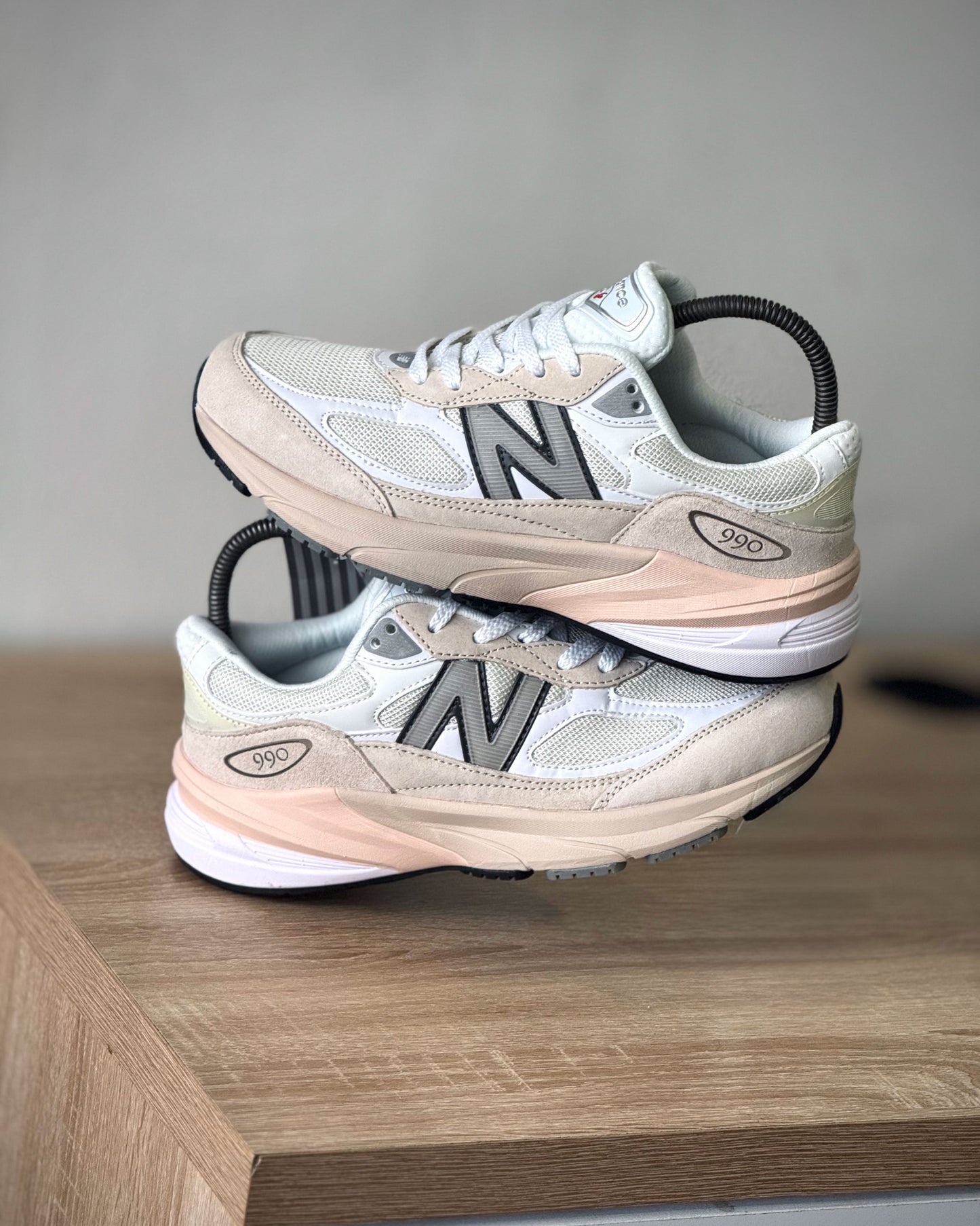 New Balance 990 Beige