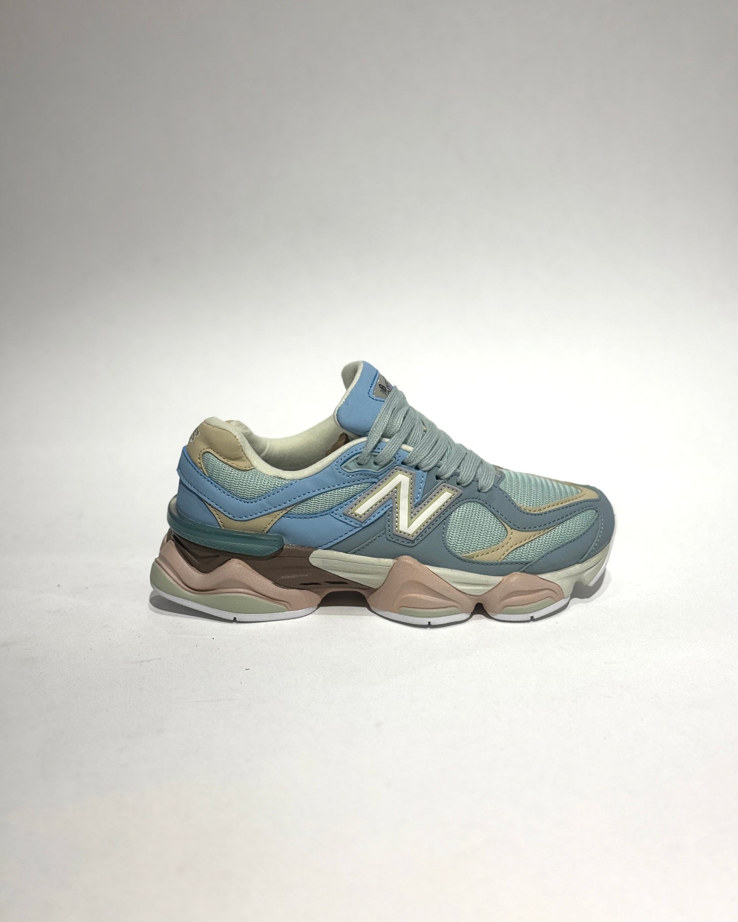 New balance 9060