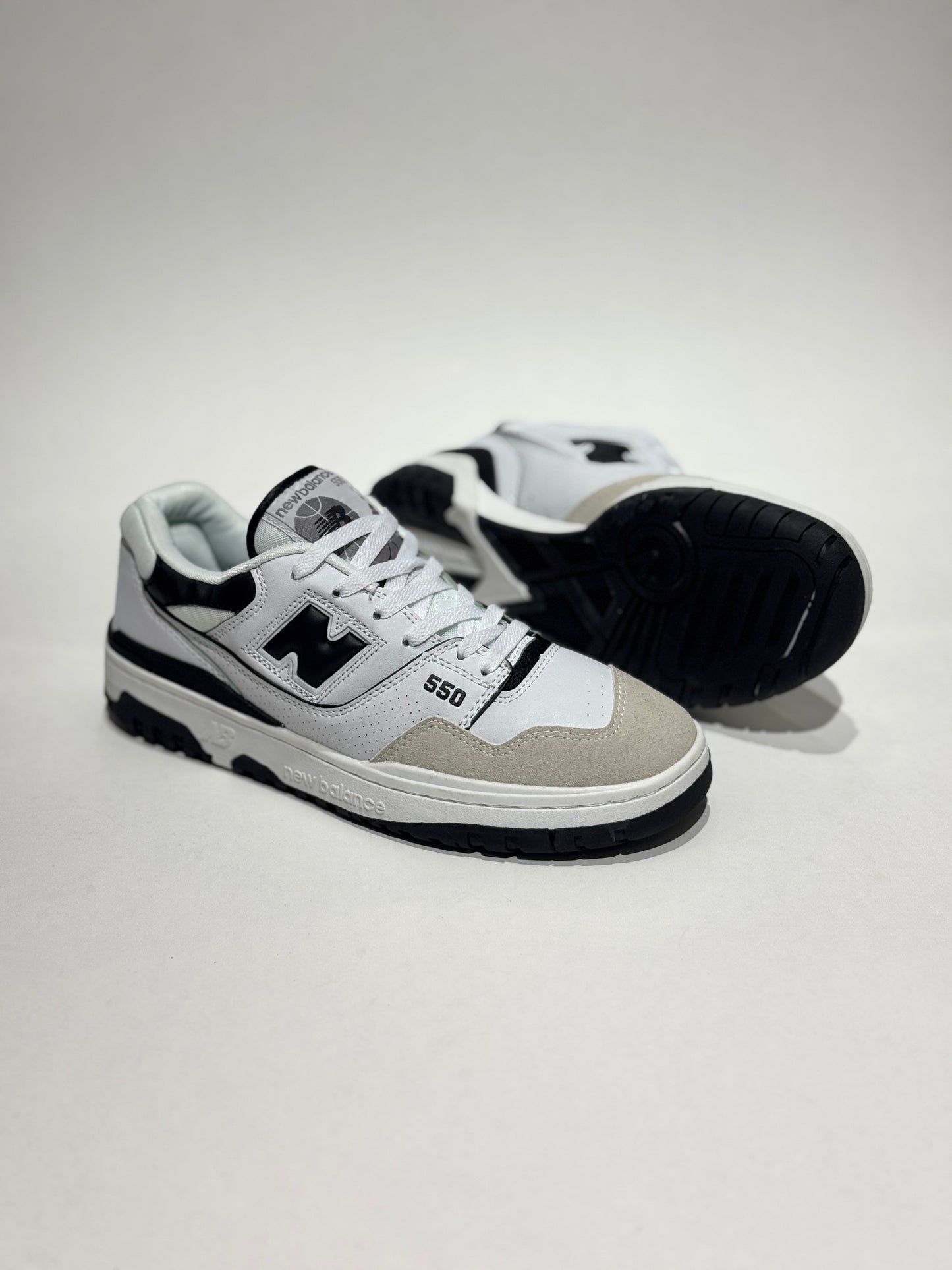 Nb 550