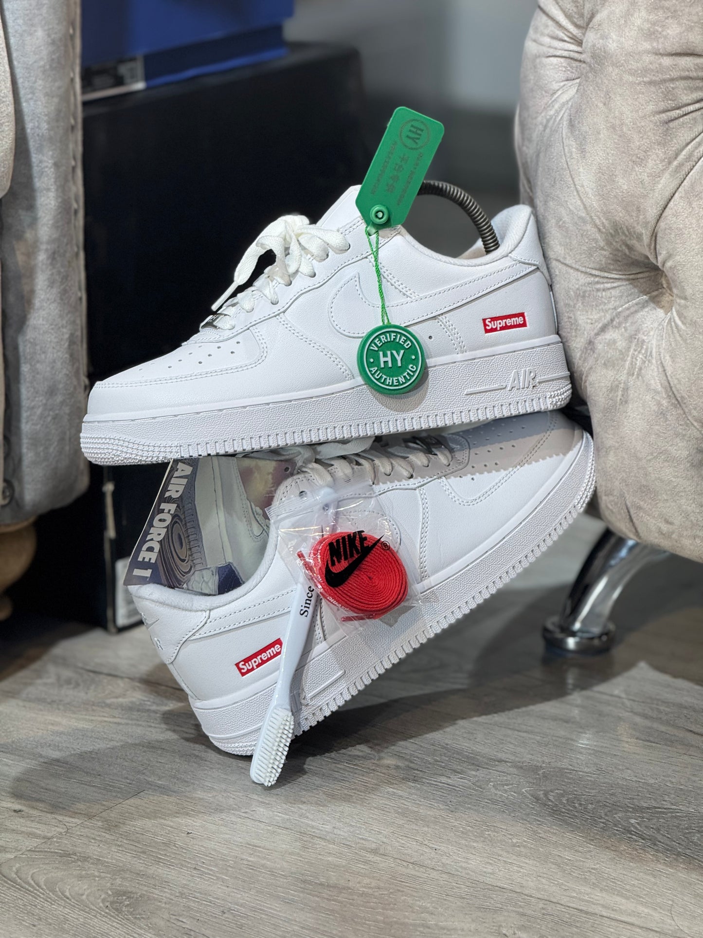 Air Force 1 x Supreme Blanca