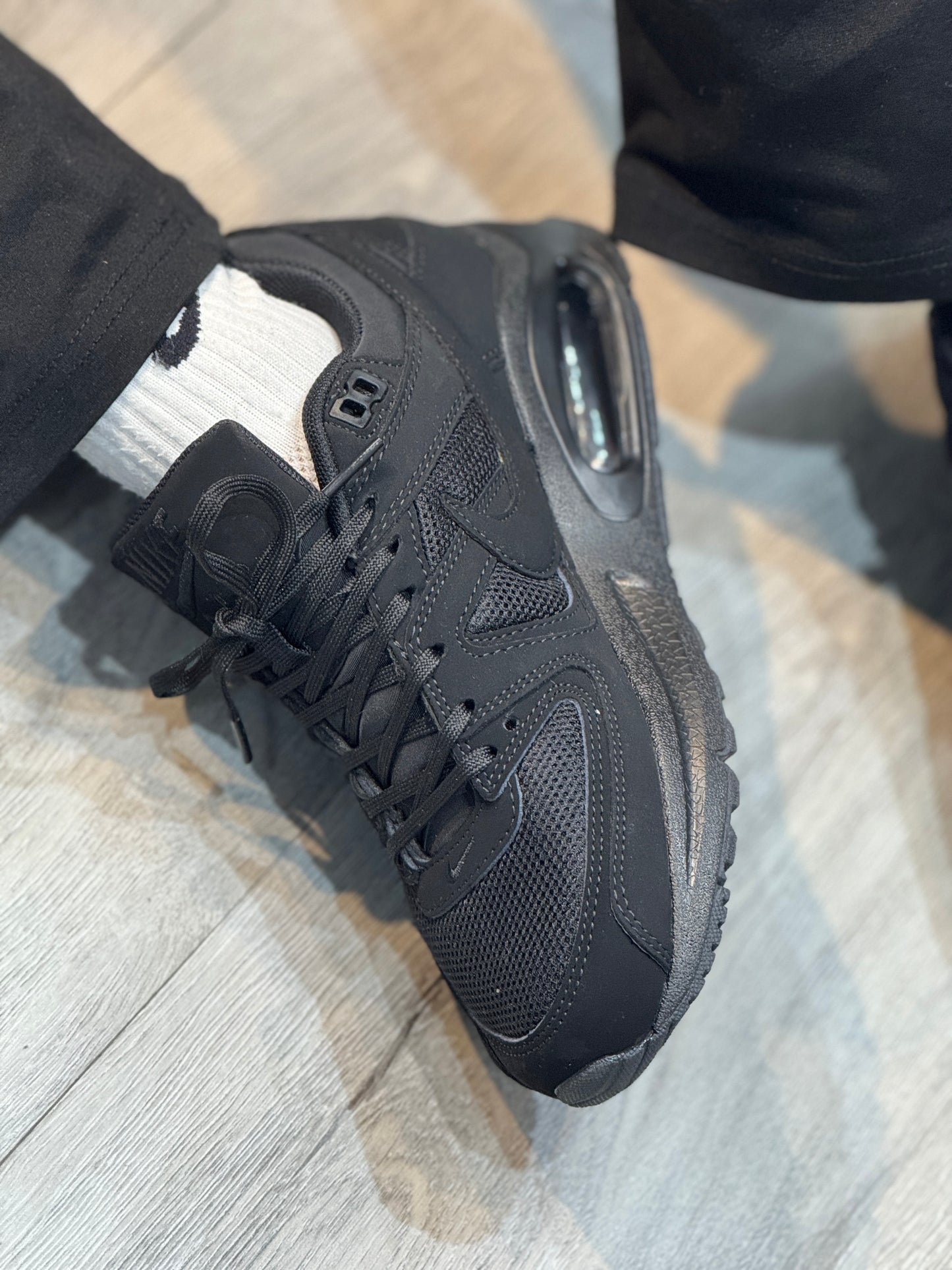 Air Max negra