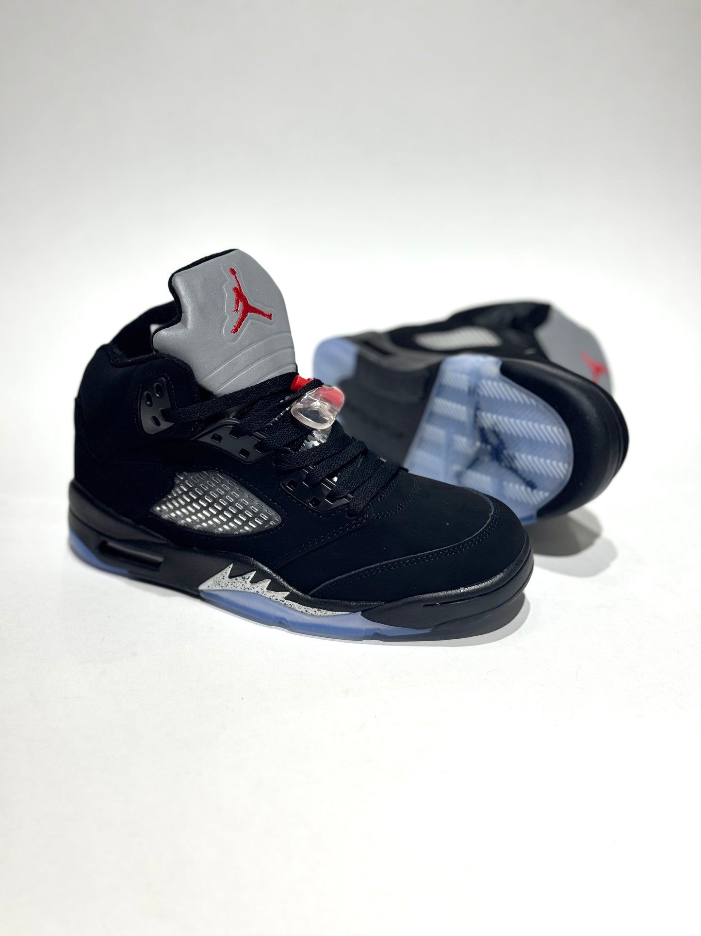 Air Jordan Retro 5 Negro