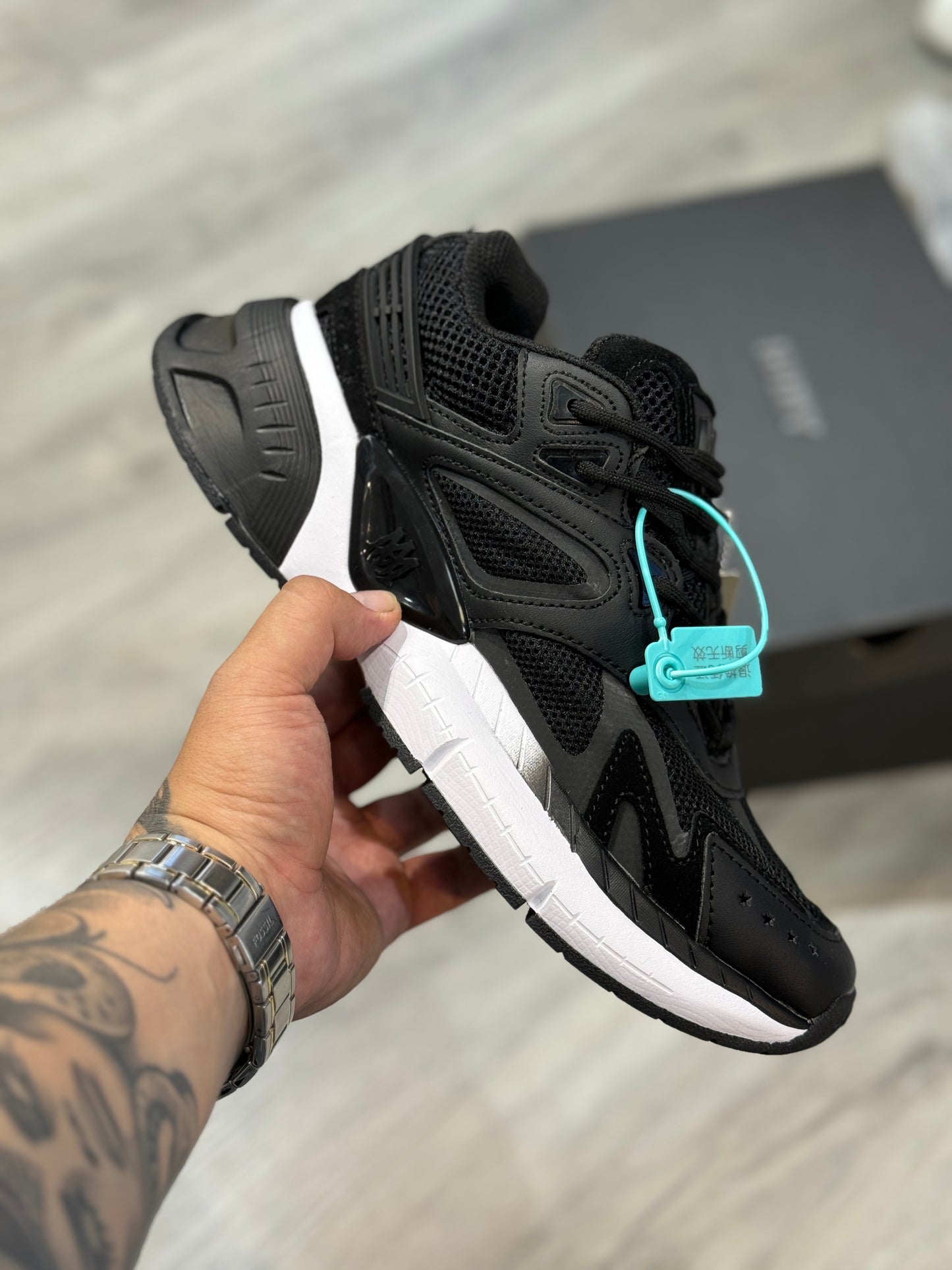 Amiri Ma Runner