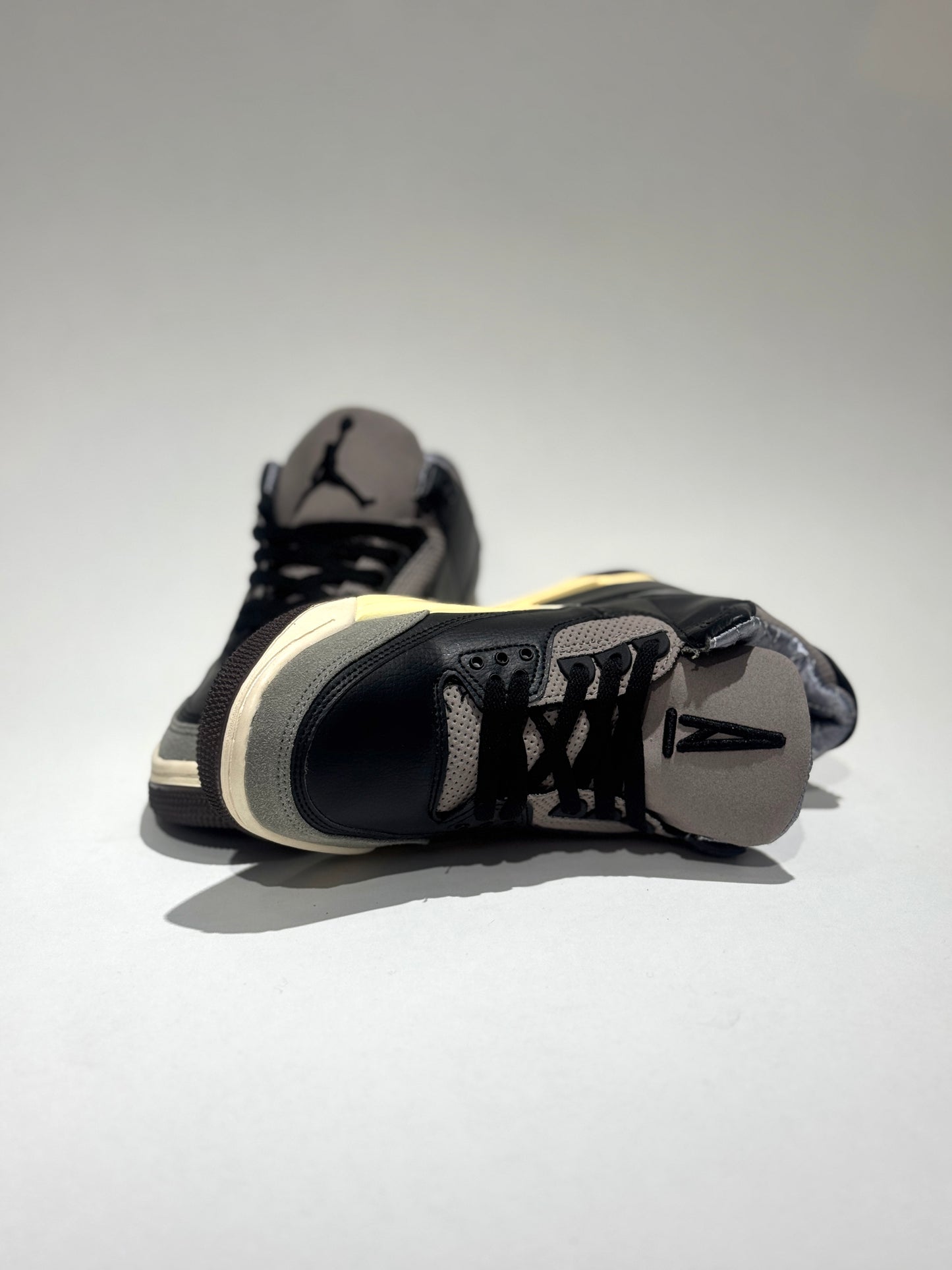 Air Jordan Retro 3 x A MA MANIERE