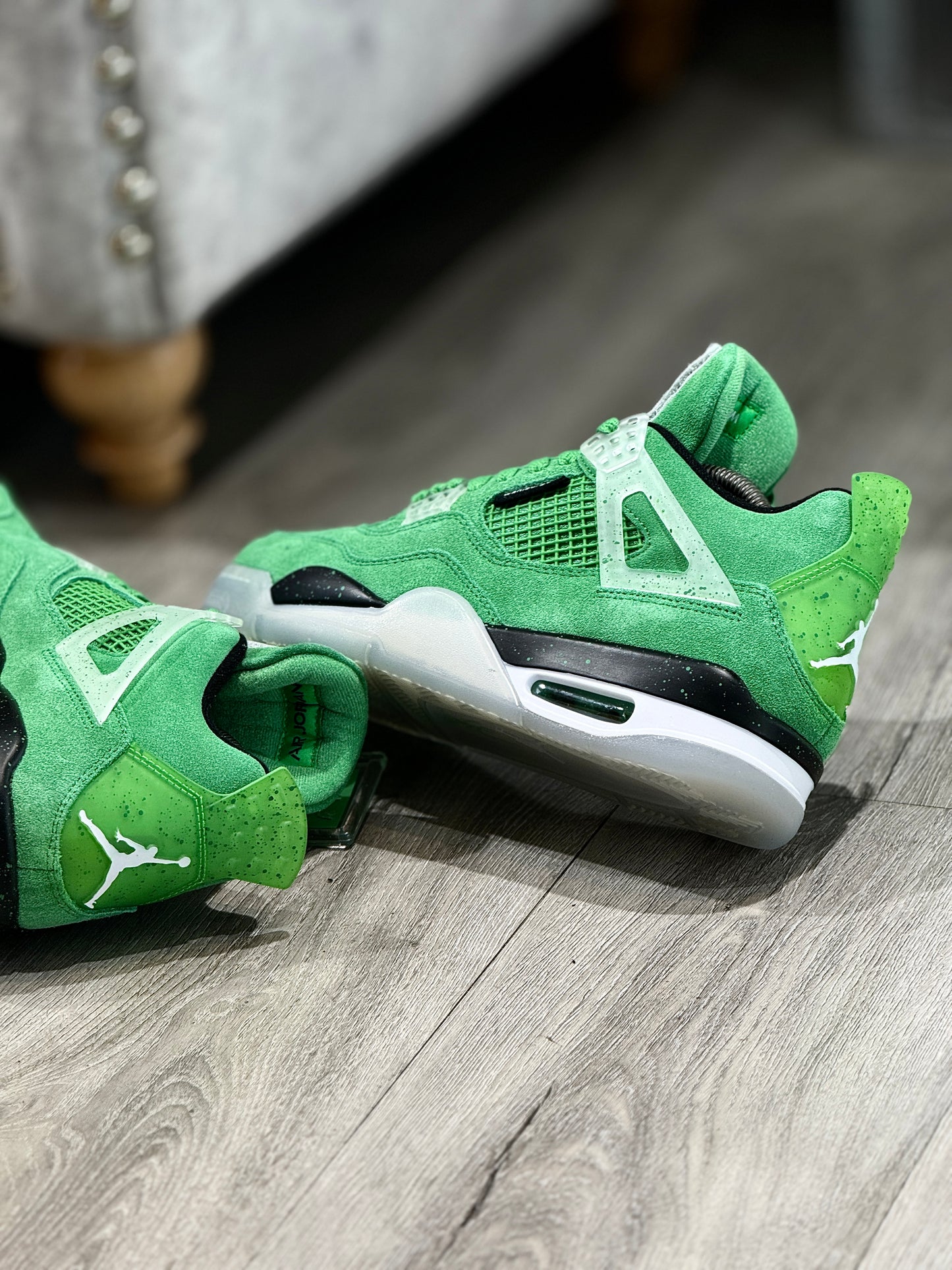Air jordan Retro 4 Wahlburgers