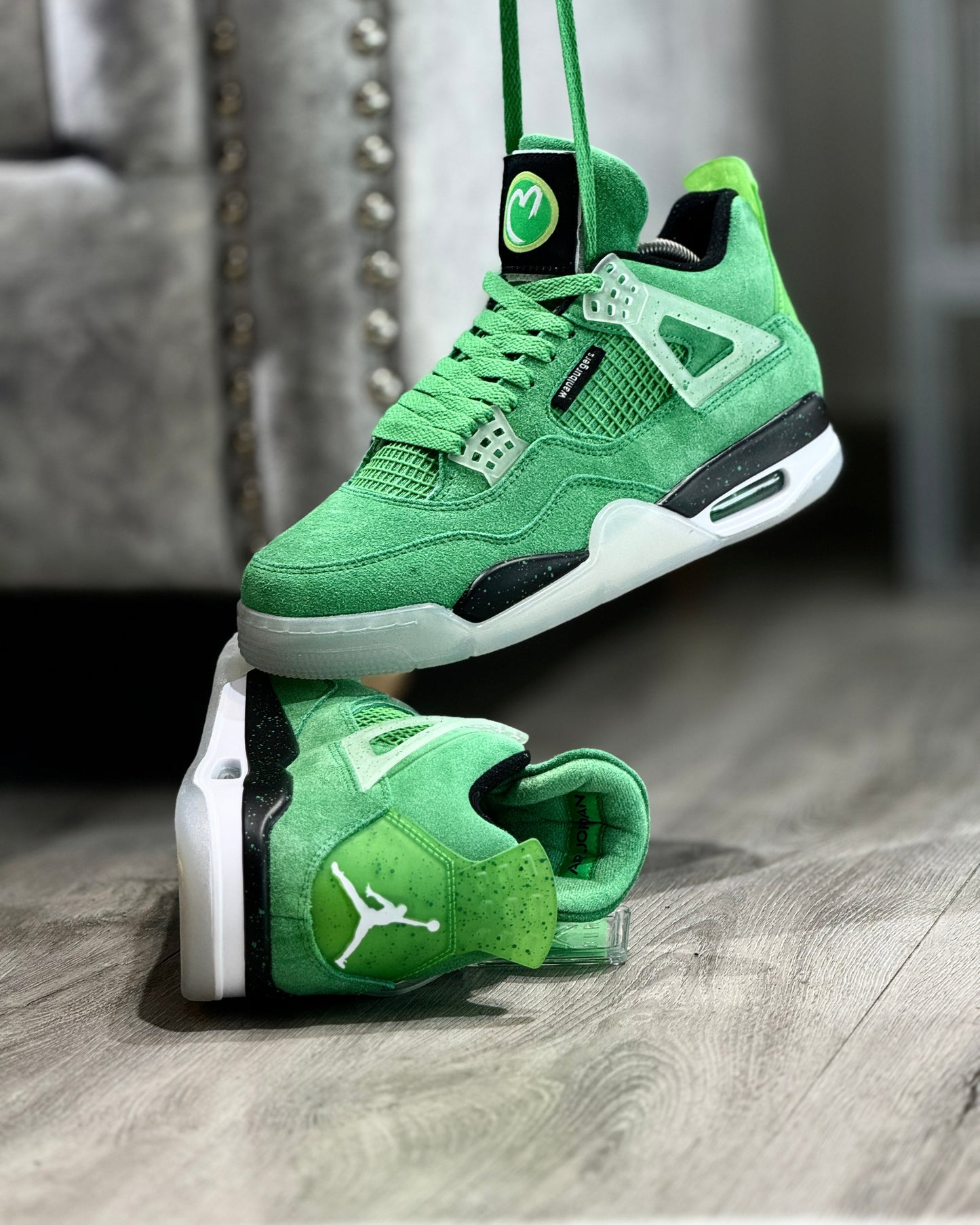 Air jordan Retro 4 Wahlburgers