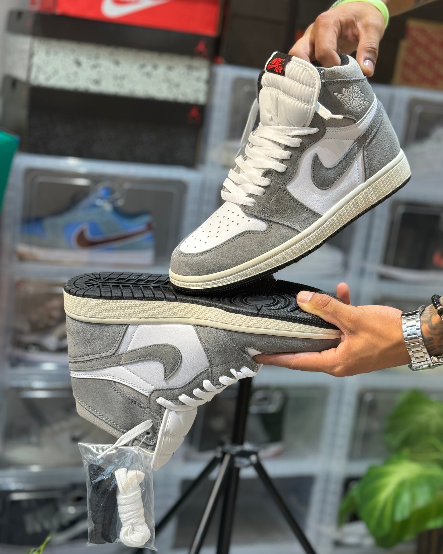Air Jordan Retro 1 High Gris Oscuro