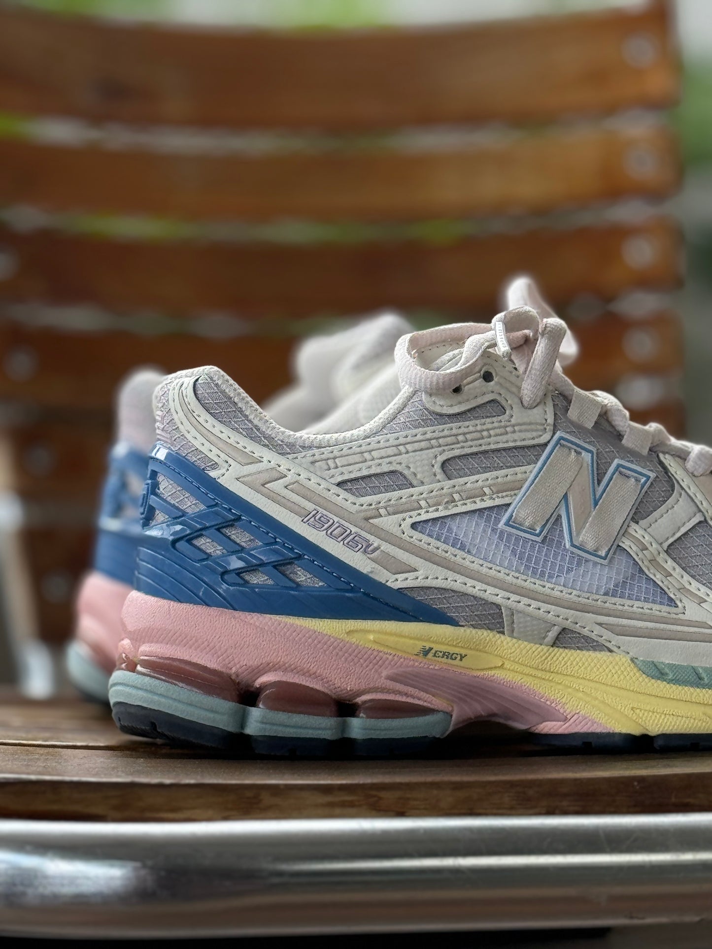 Nb