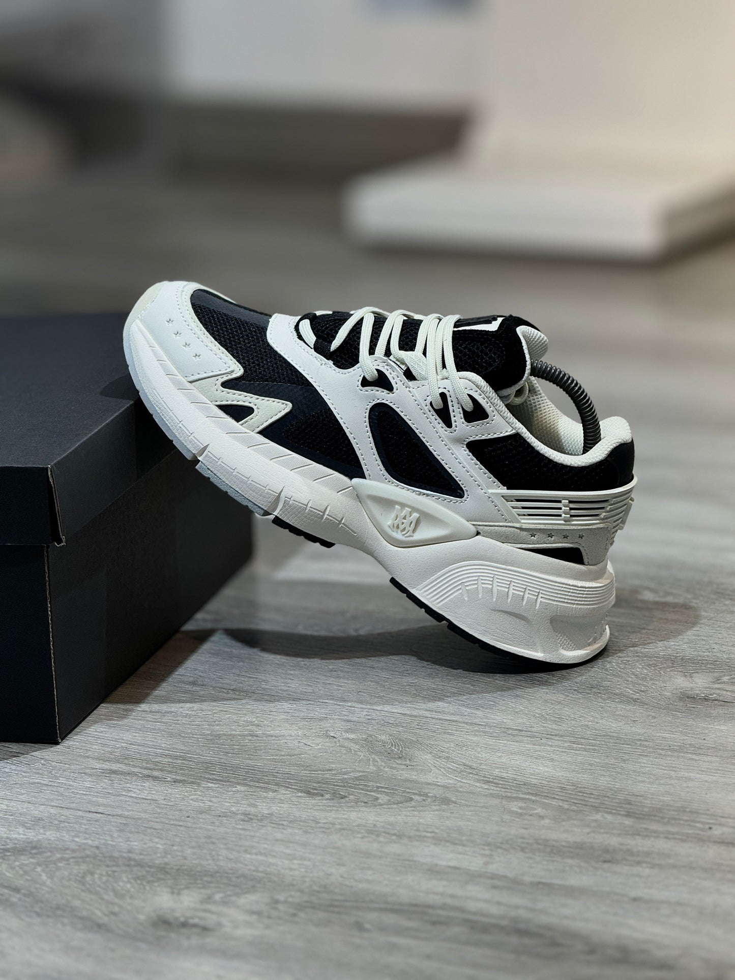 Amiri Ma Runner