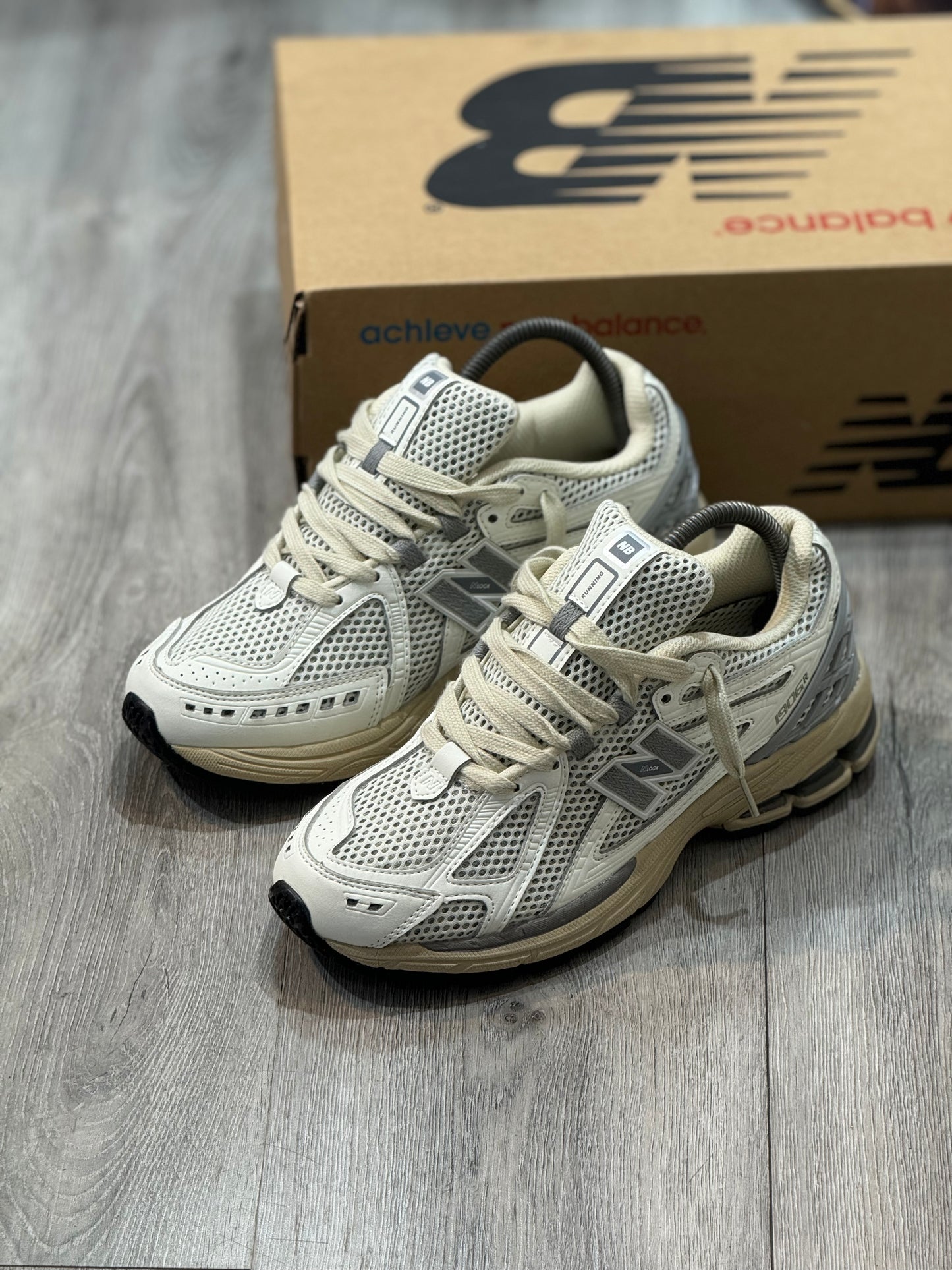 Nb