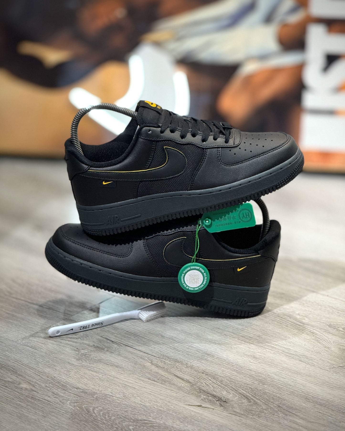 Air Force 1'07 University Gold