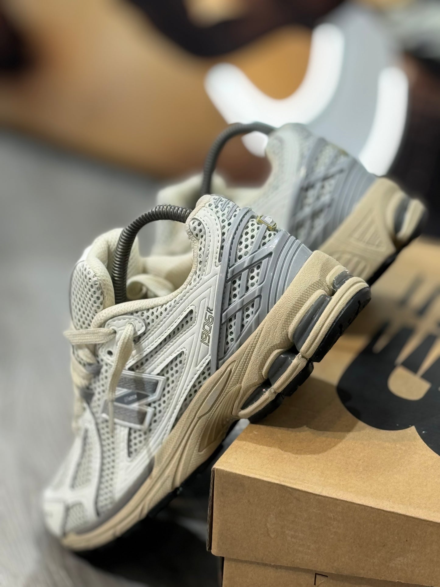 Nb