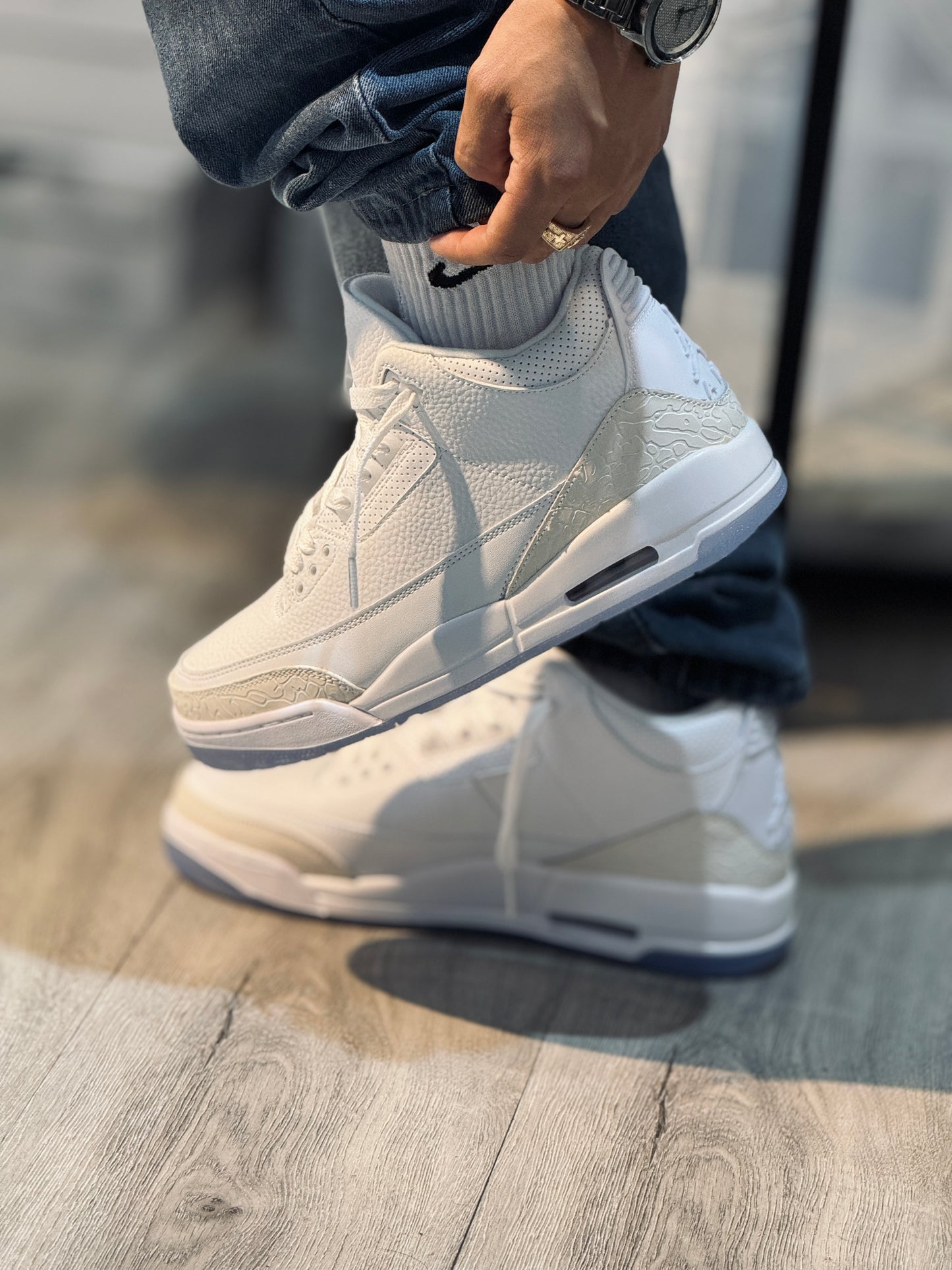 Air Jordan Retro 3 Pure Money