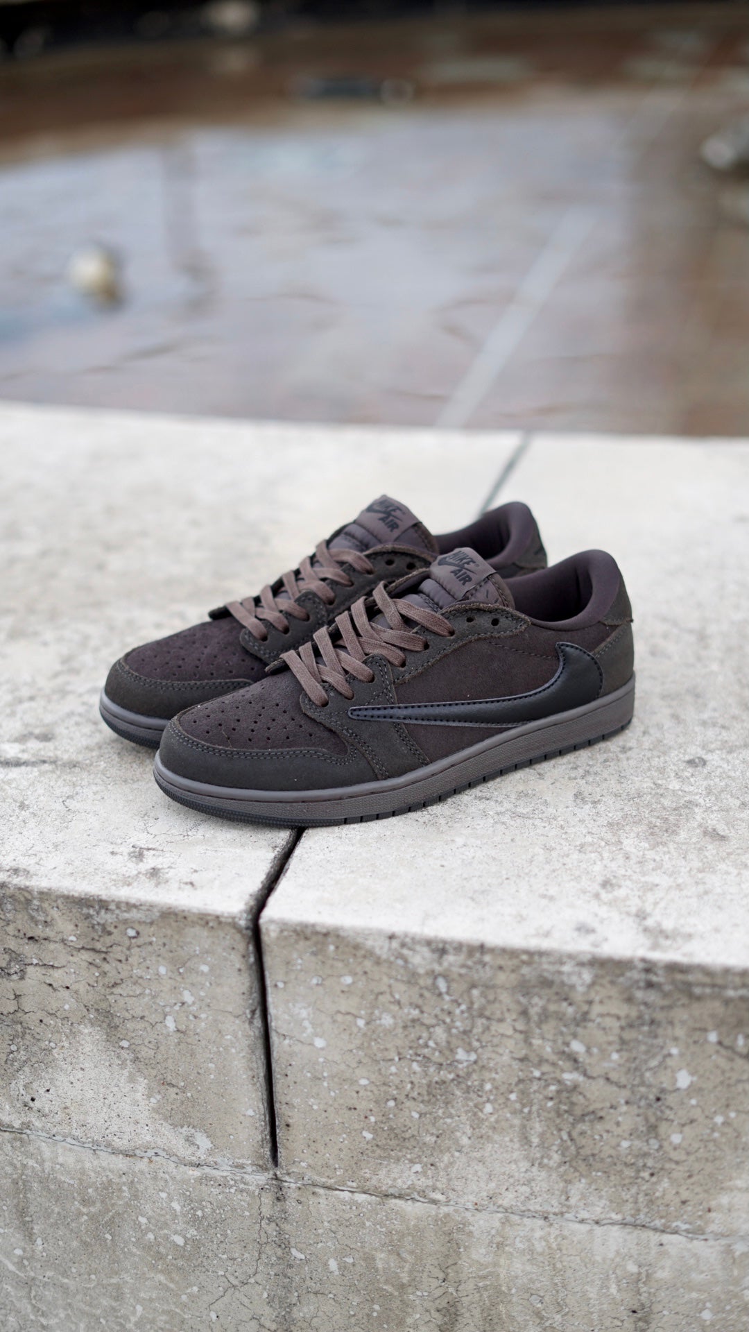 Air Jordan Retro 1 Low OG x Travis Scott