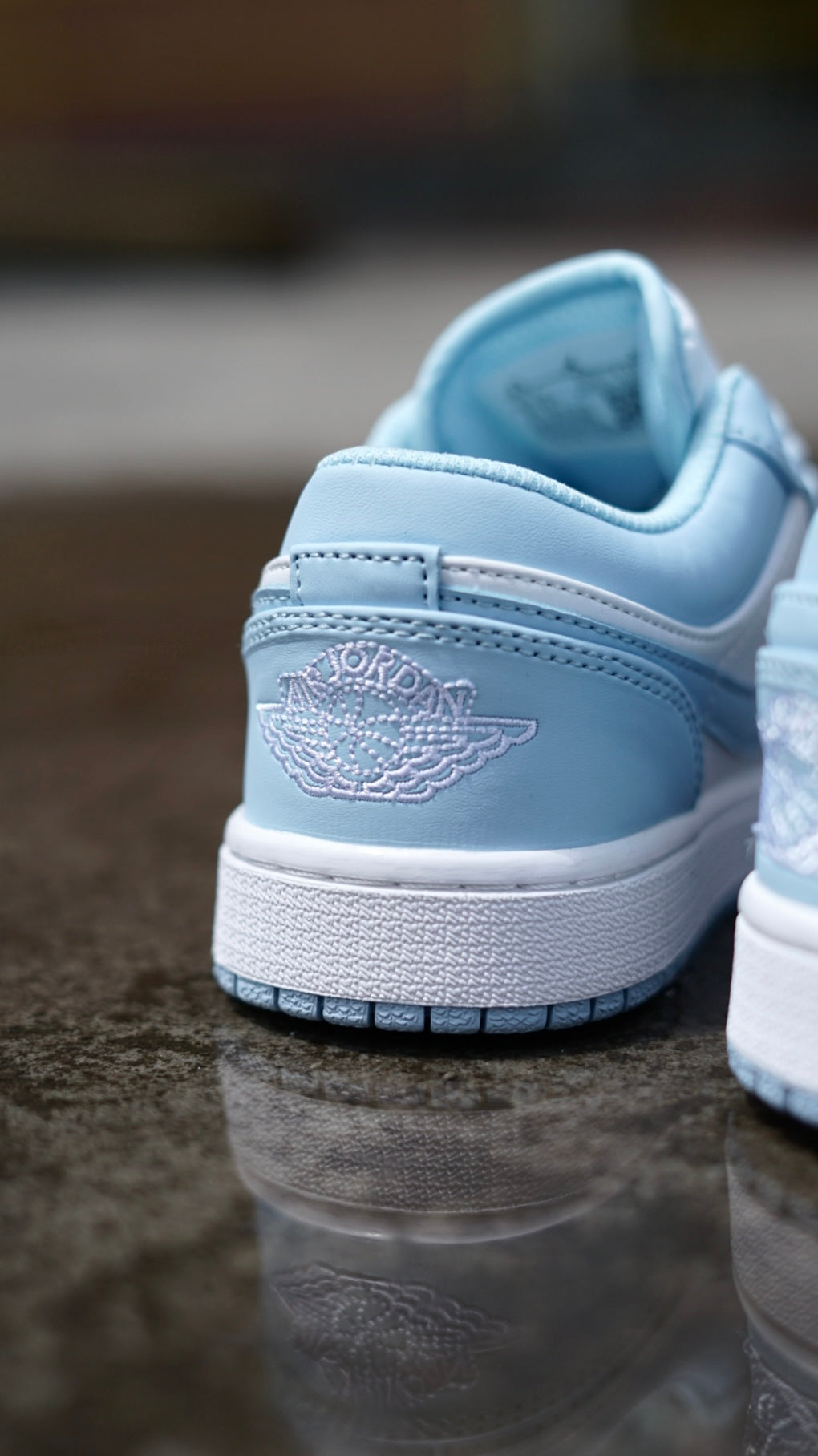 Air Jordan Retro 1 Low Azul Claro