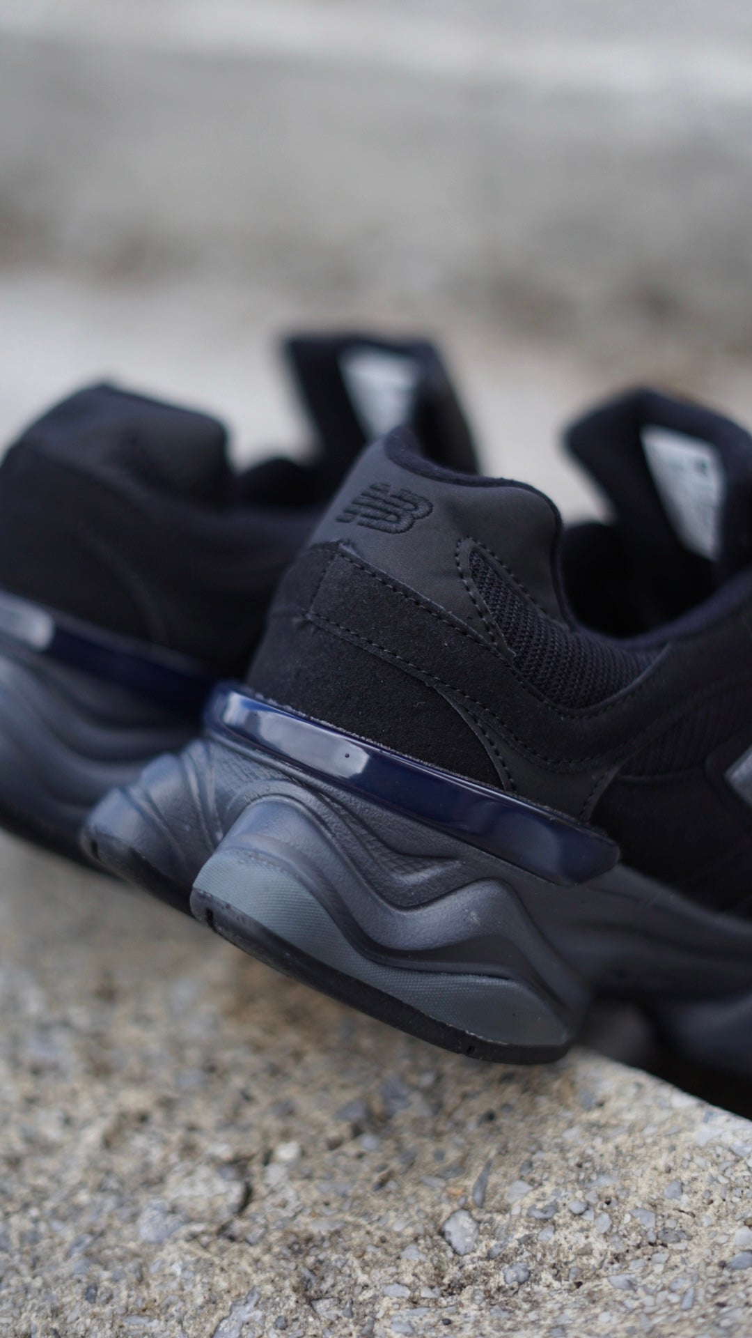 New Balance 9060 Negra