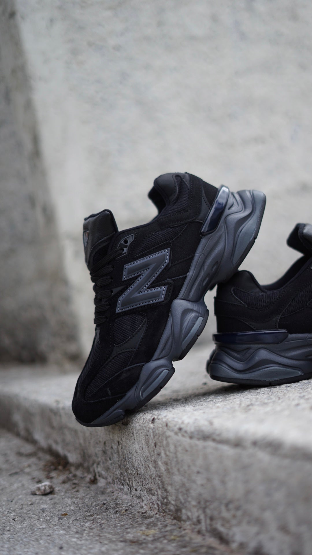 New Balance 9060 Negra