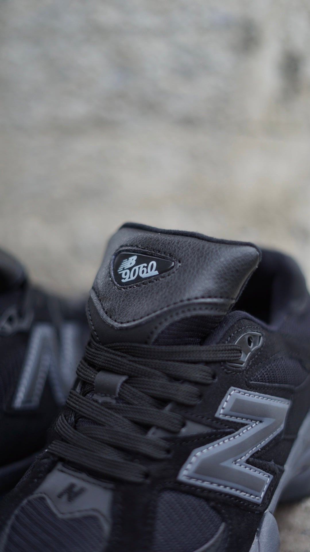 New Balance 9060 Negra