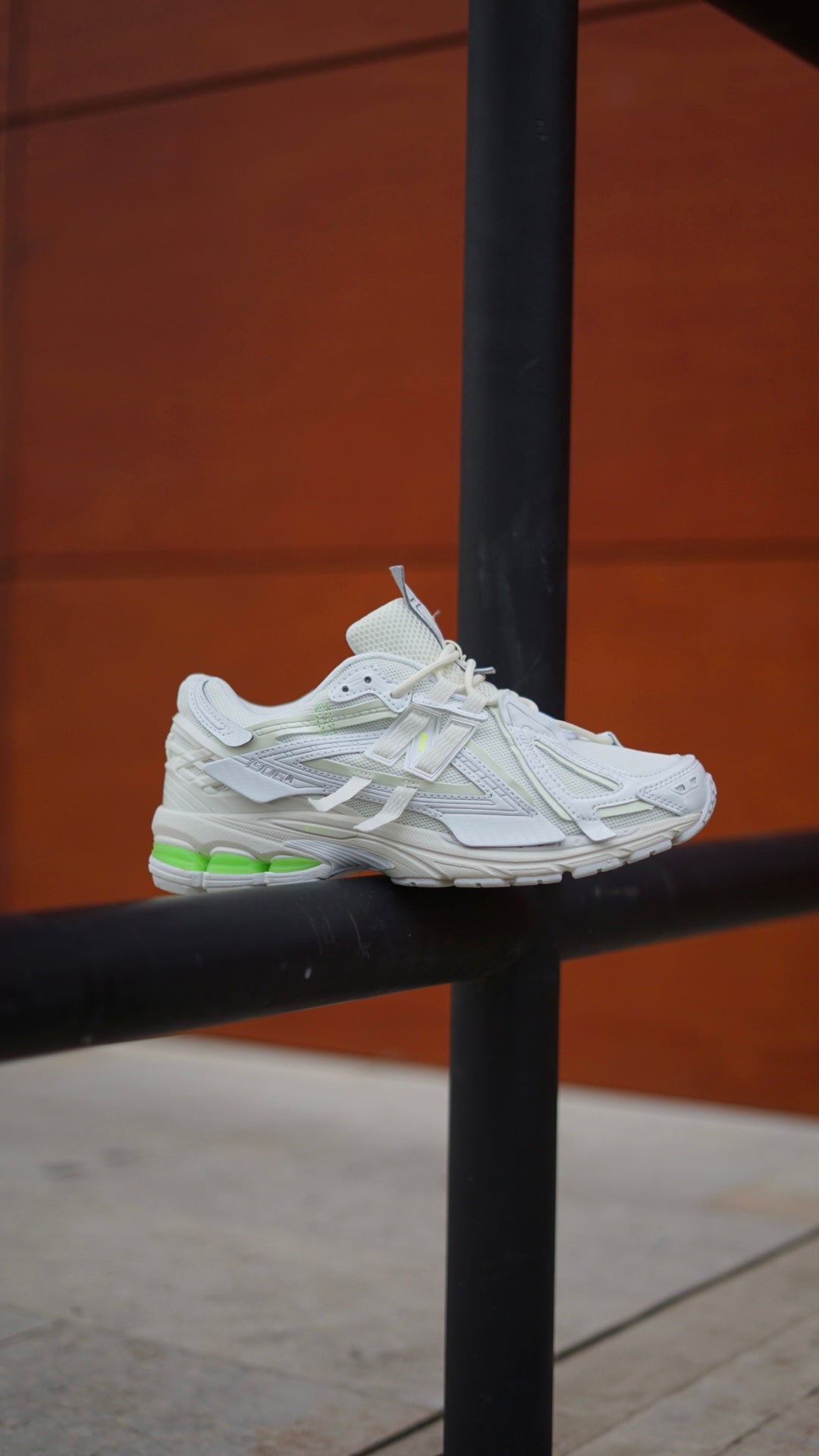 New Balance 1906A Blanca-Verde