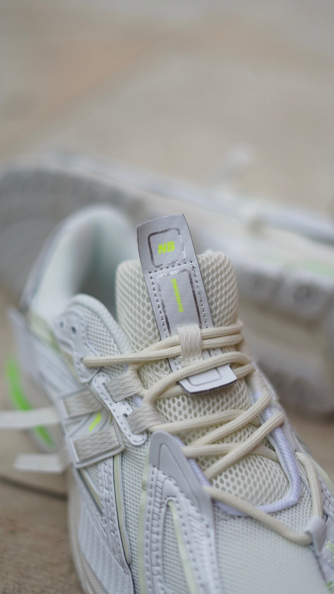 New Balance 1906A Blanca-Verde