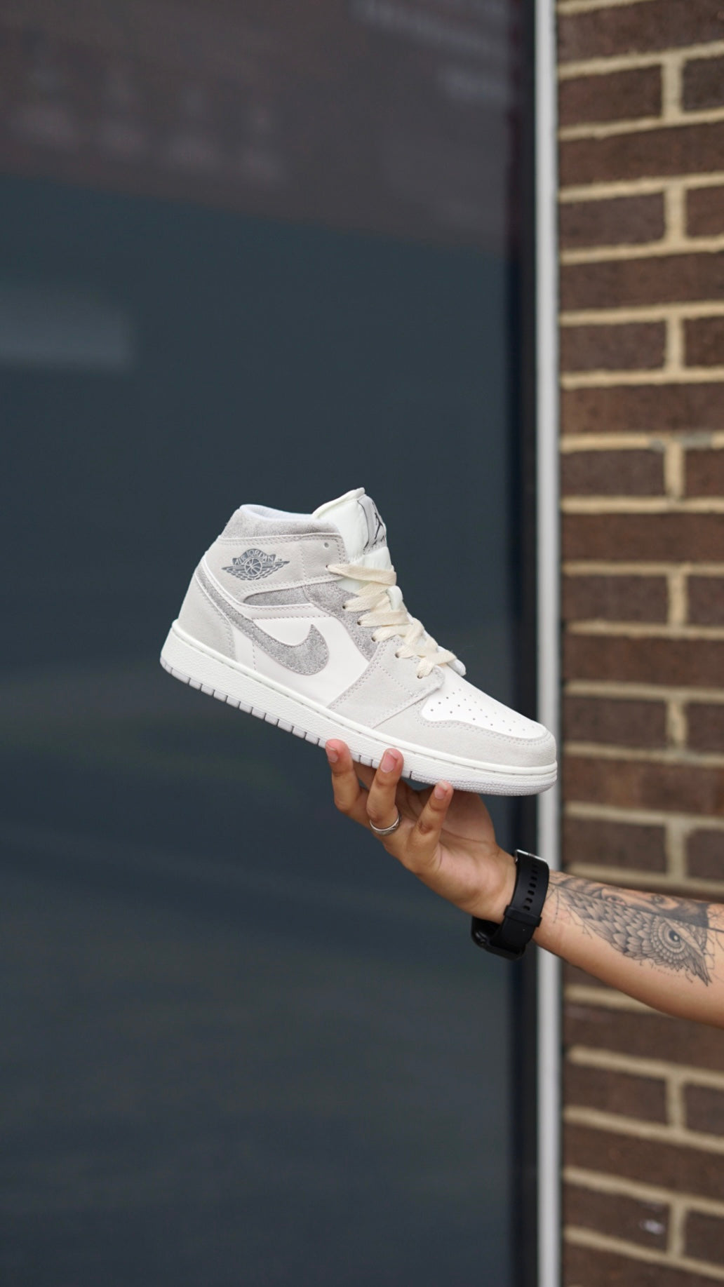 Jordan R1 gris
