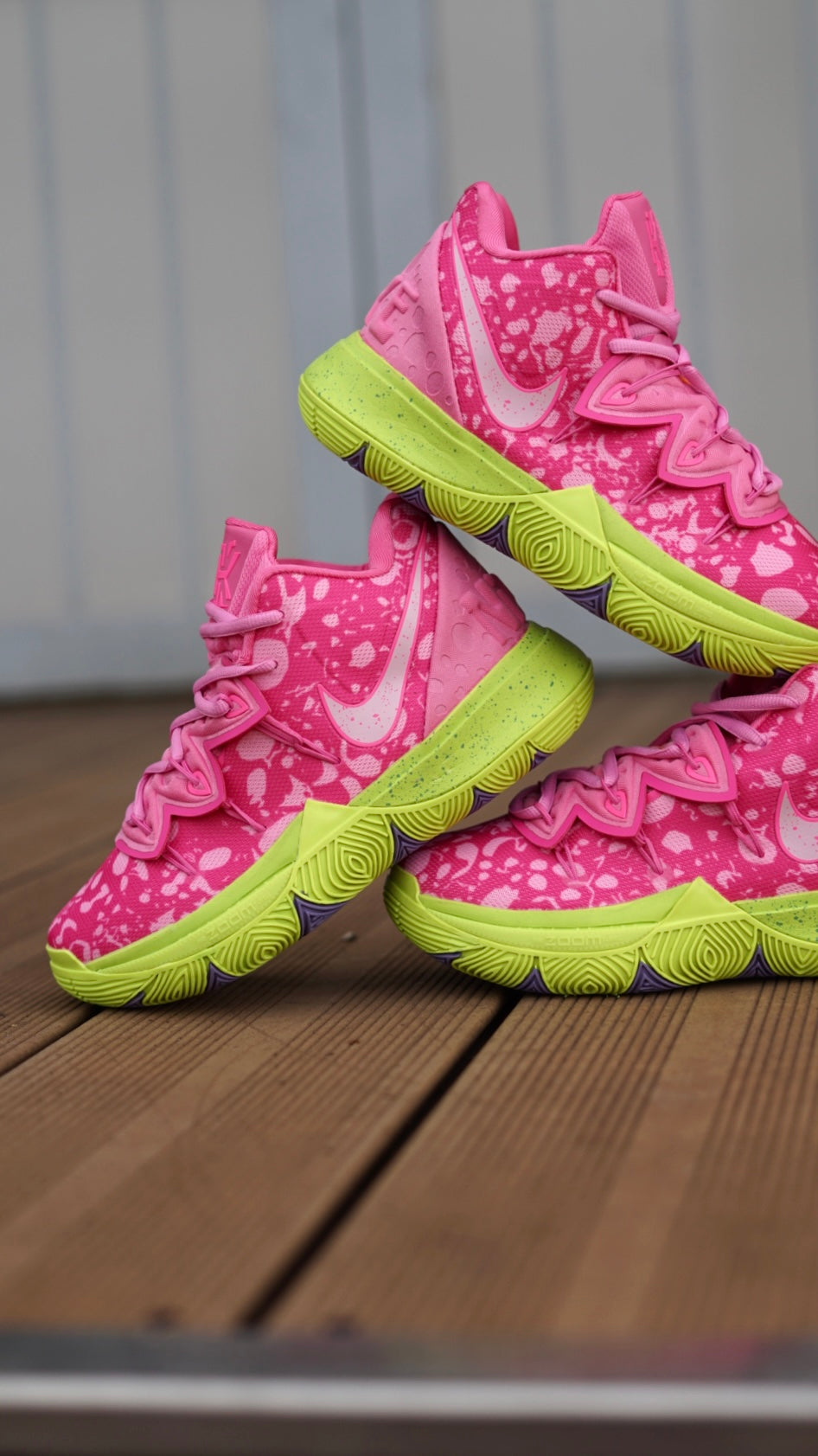 Nike Kyrie 5 "Patrick Star"