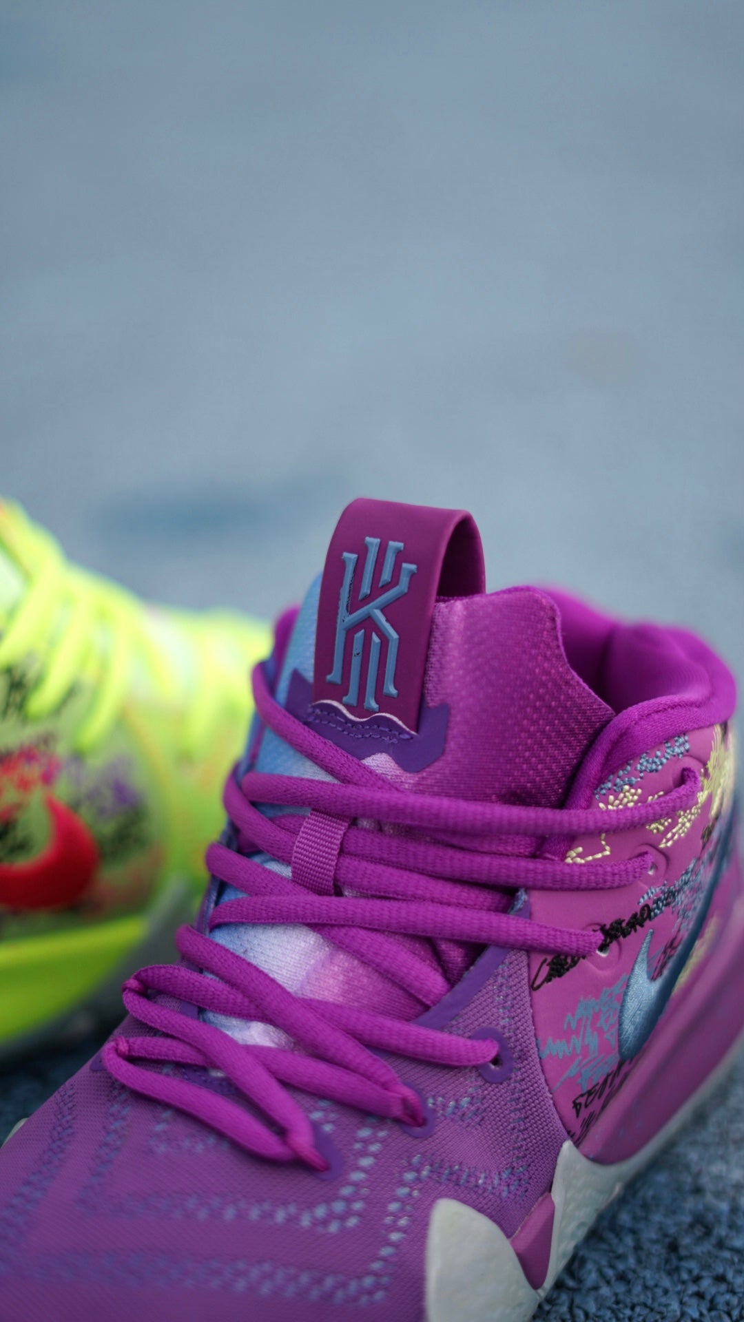 Kyrie 4 Confetti