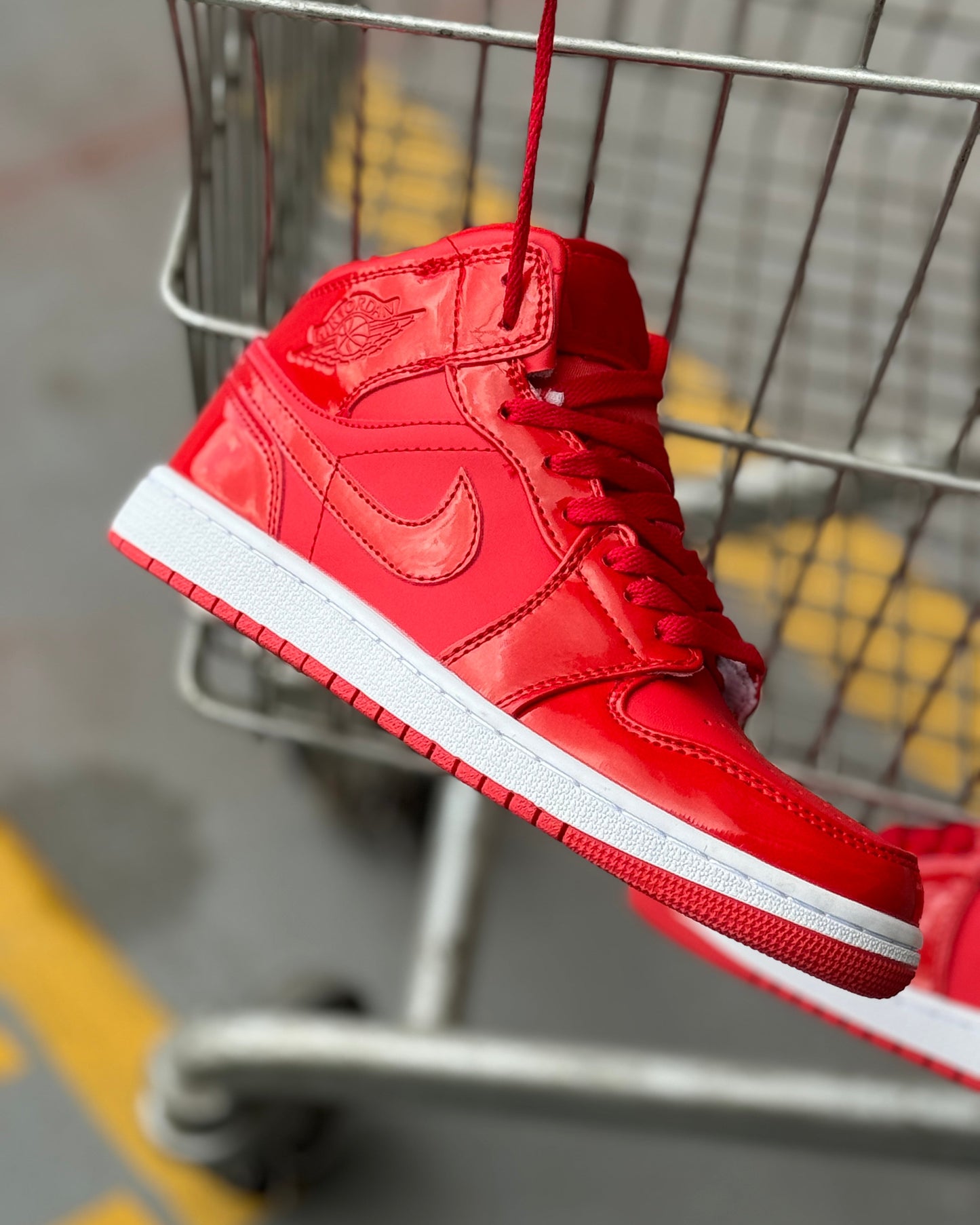 Air Jordan Retro 1 Rojo Charol