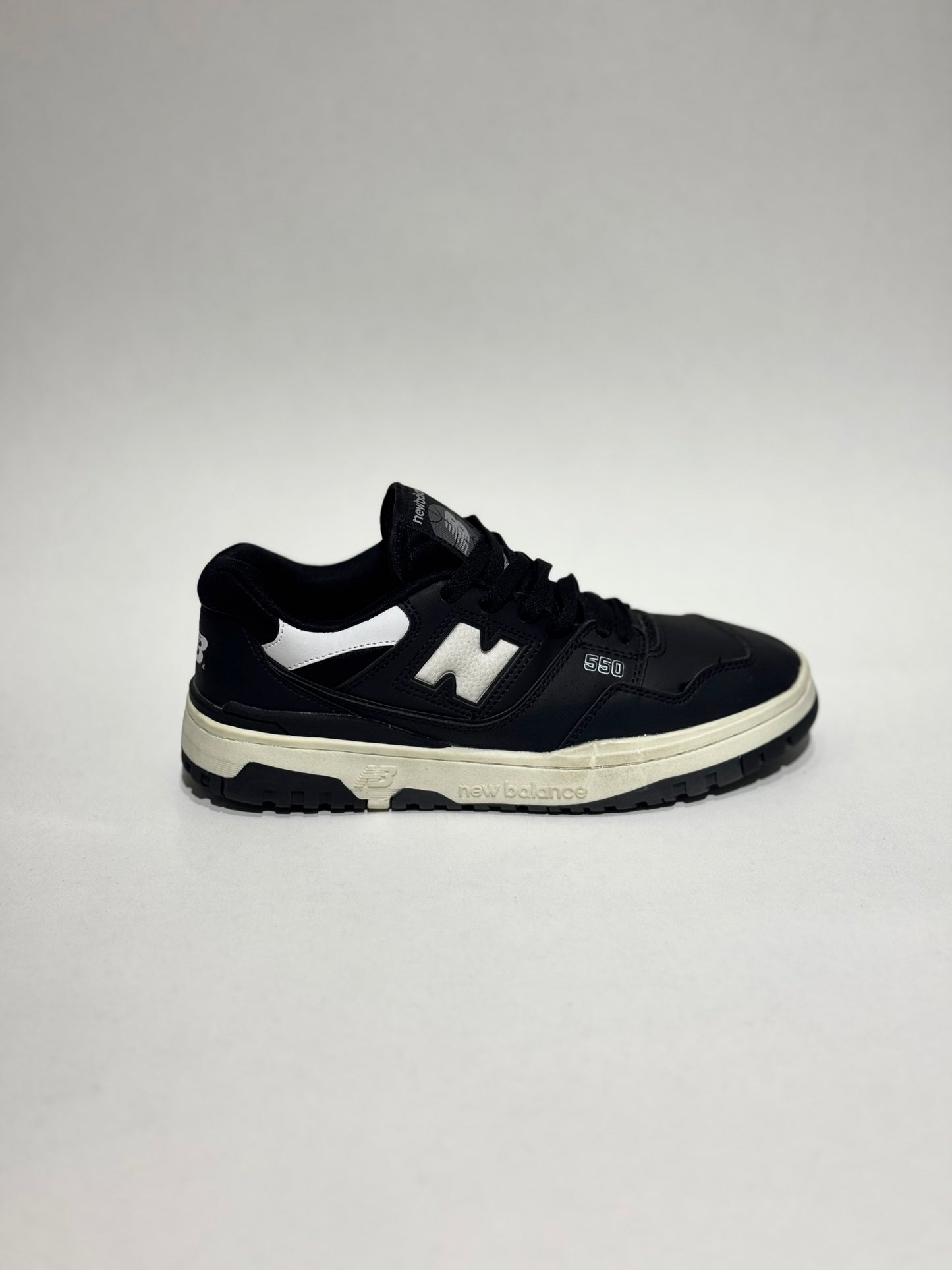 Nb 550