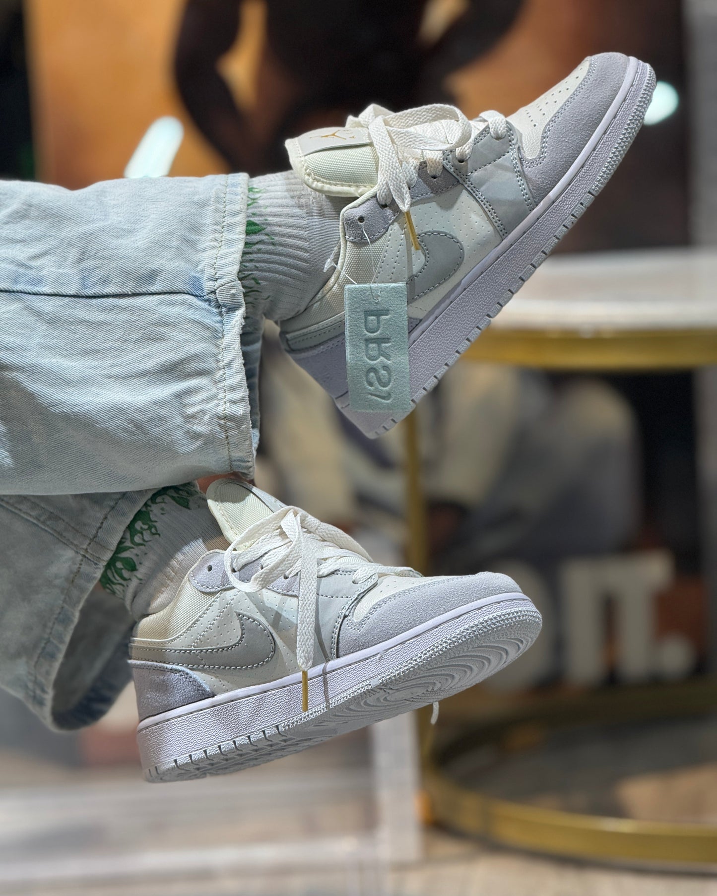 Air Jordan Retro 1 Low Paris