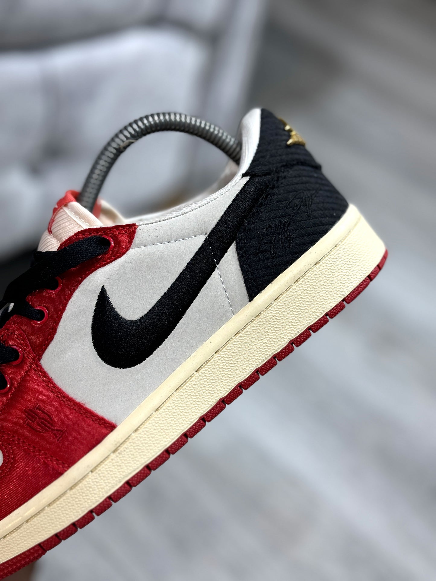 sb
