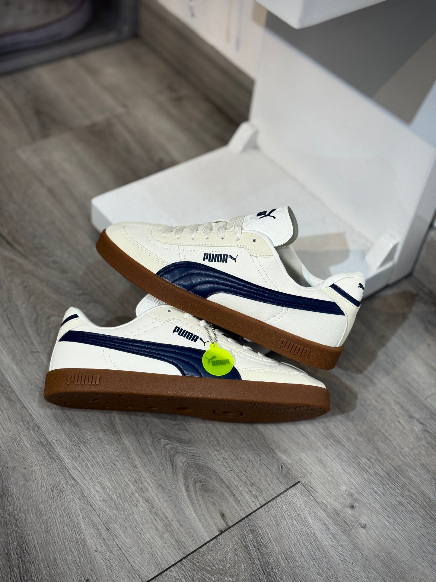 Club II Era Blanco-Azul