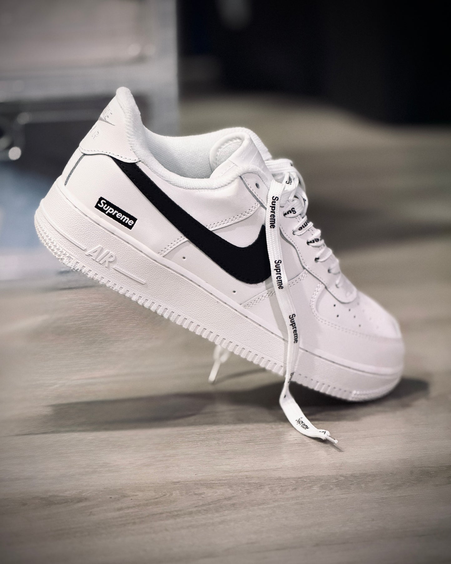 Force one supreme blanca.