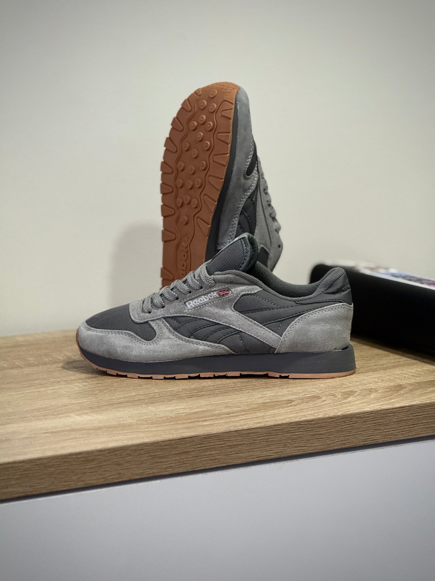 Reebok Classic Leather Gris
