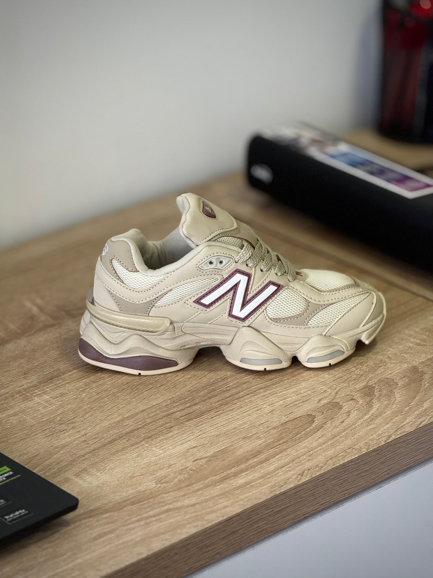 New Balance 9060 Beige-Vino Tinto