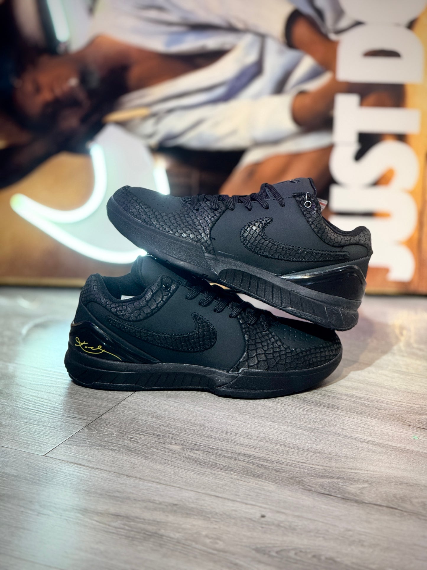 Nike Kobe 4 Protro "Gift of Mamba"