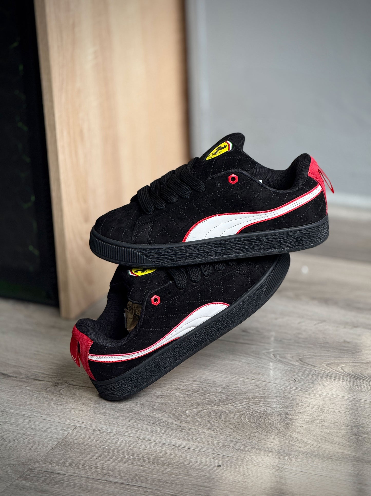 Puma Suede XL x Ferrari Negro