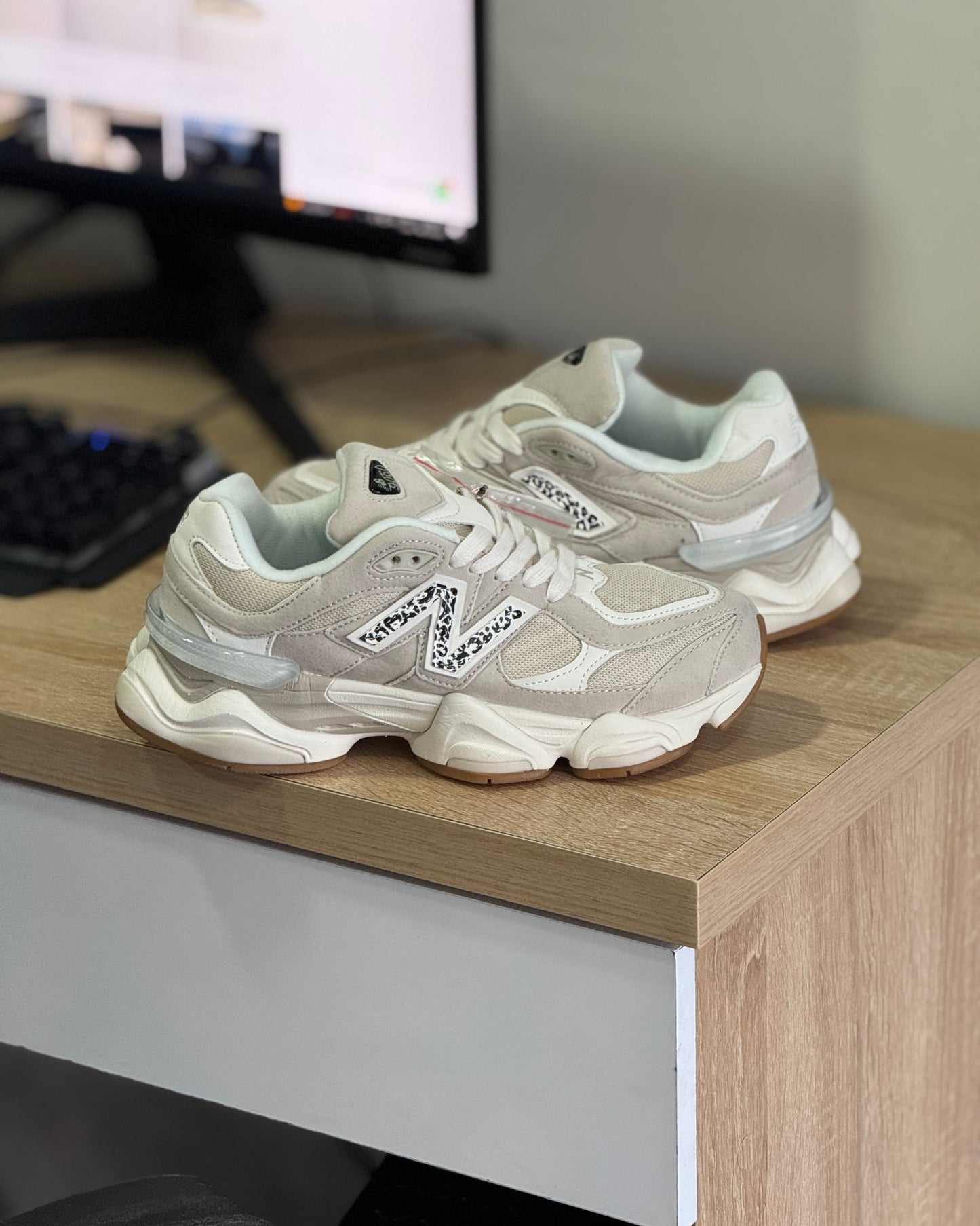New Balance 9060 Leopardo