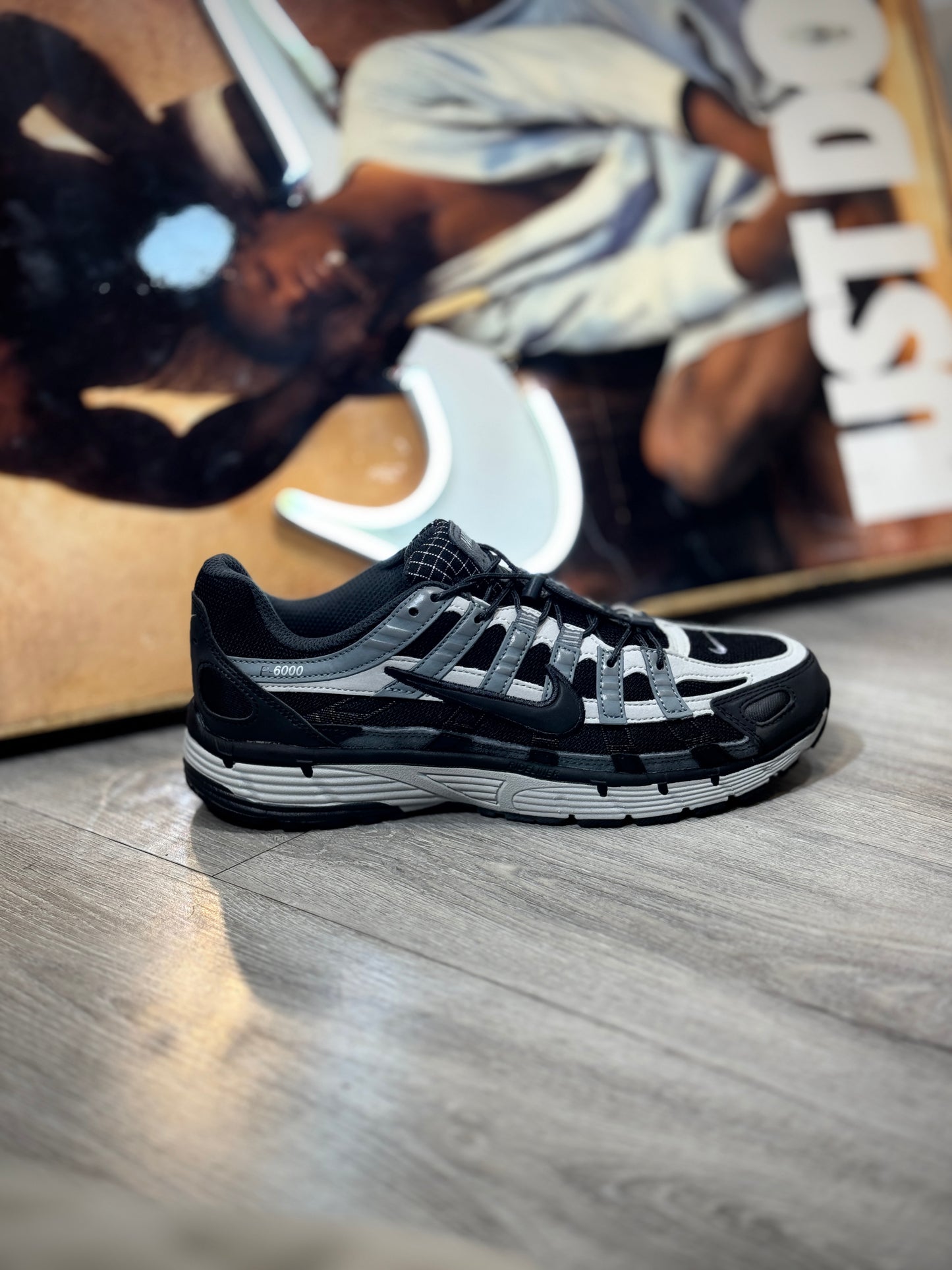P-6000 Negro-Gris