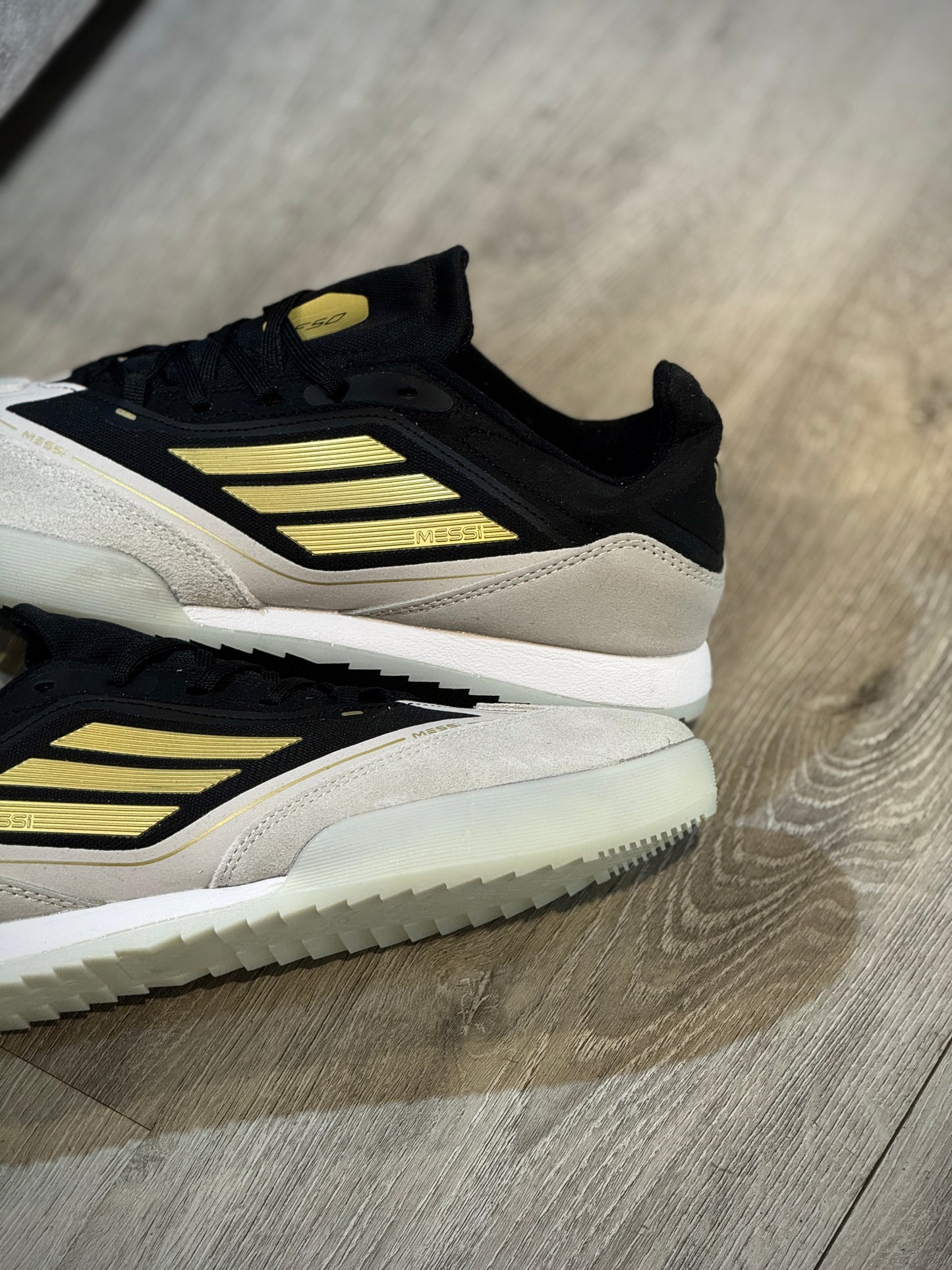 F50 Freestyle 24 Messi Indoor Soccer Shoes
