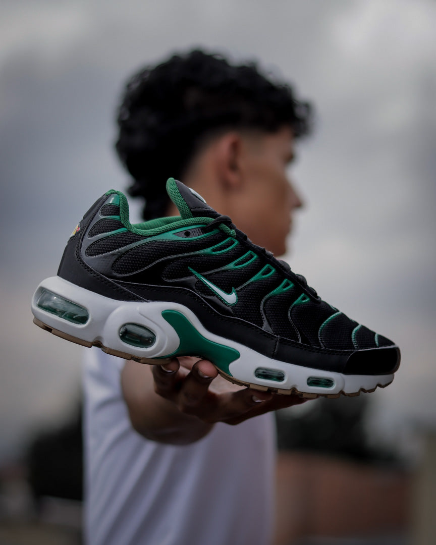 Air Max Tn Negro-Verde