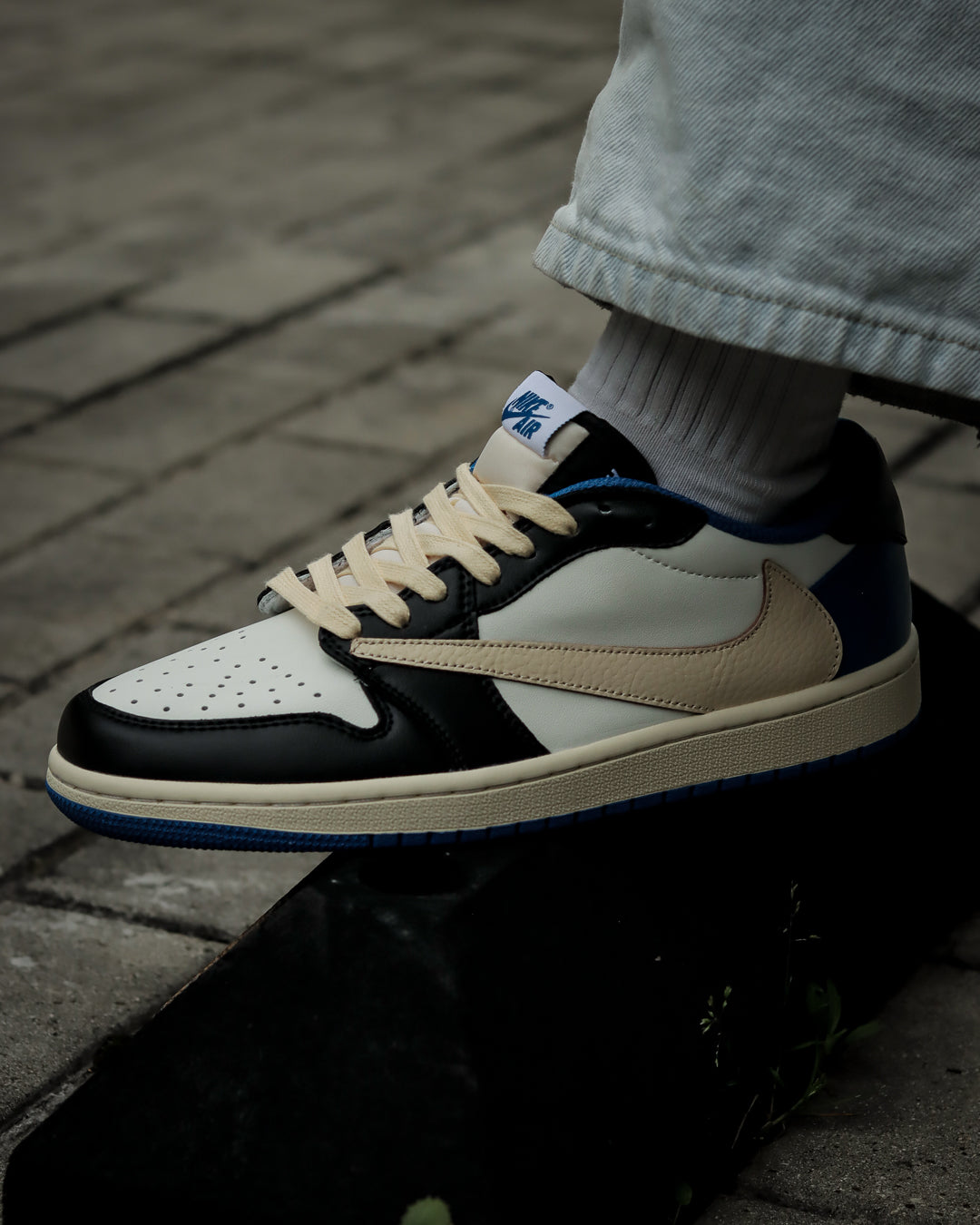 Air Jordan 1 Low x Travis Scott