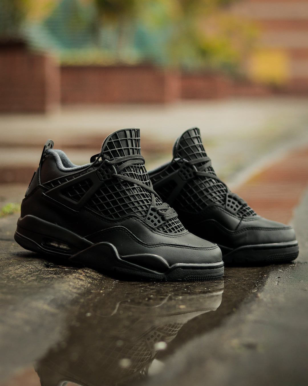 Air Jordan Retro 4 Net Negro