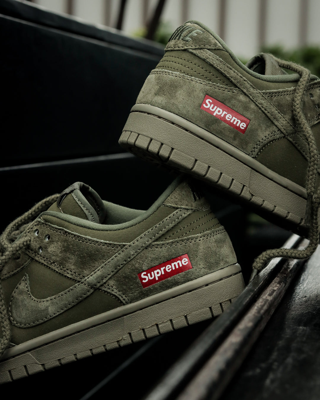 Sb Dunk Low x Supreme Verde