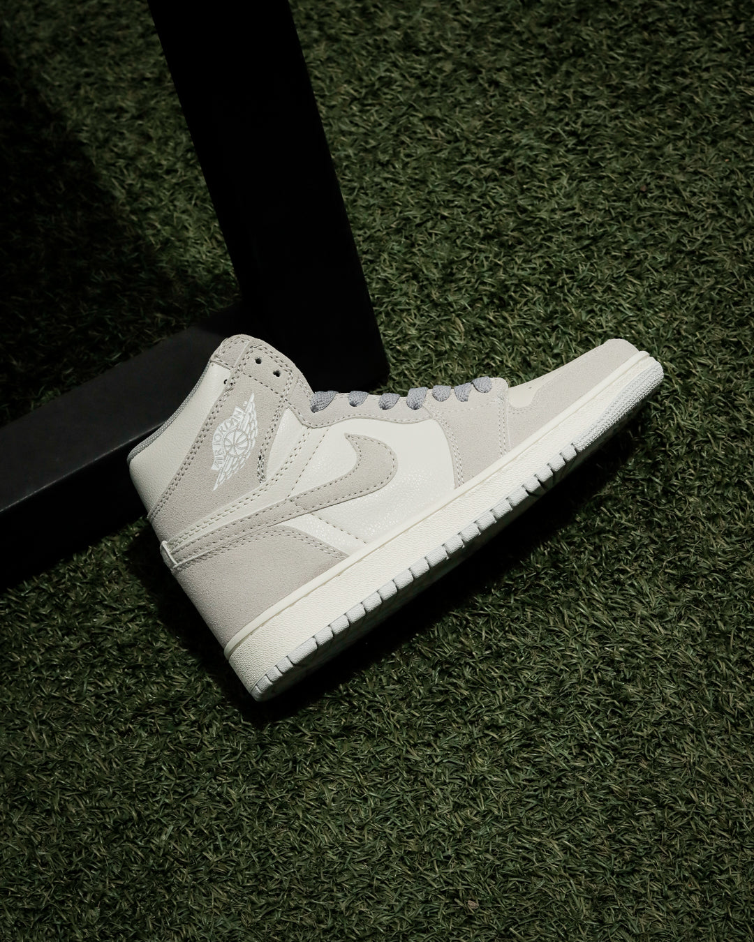 Air Jordan High Retro 1 Gris